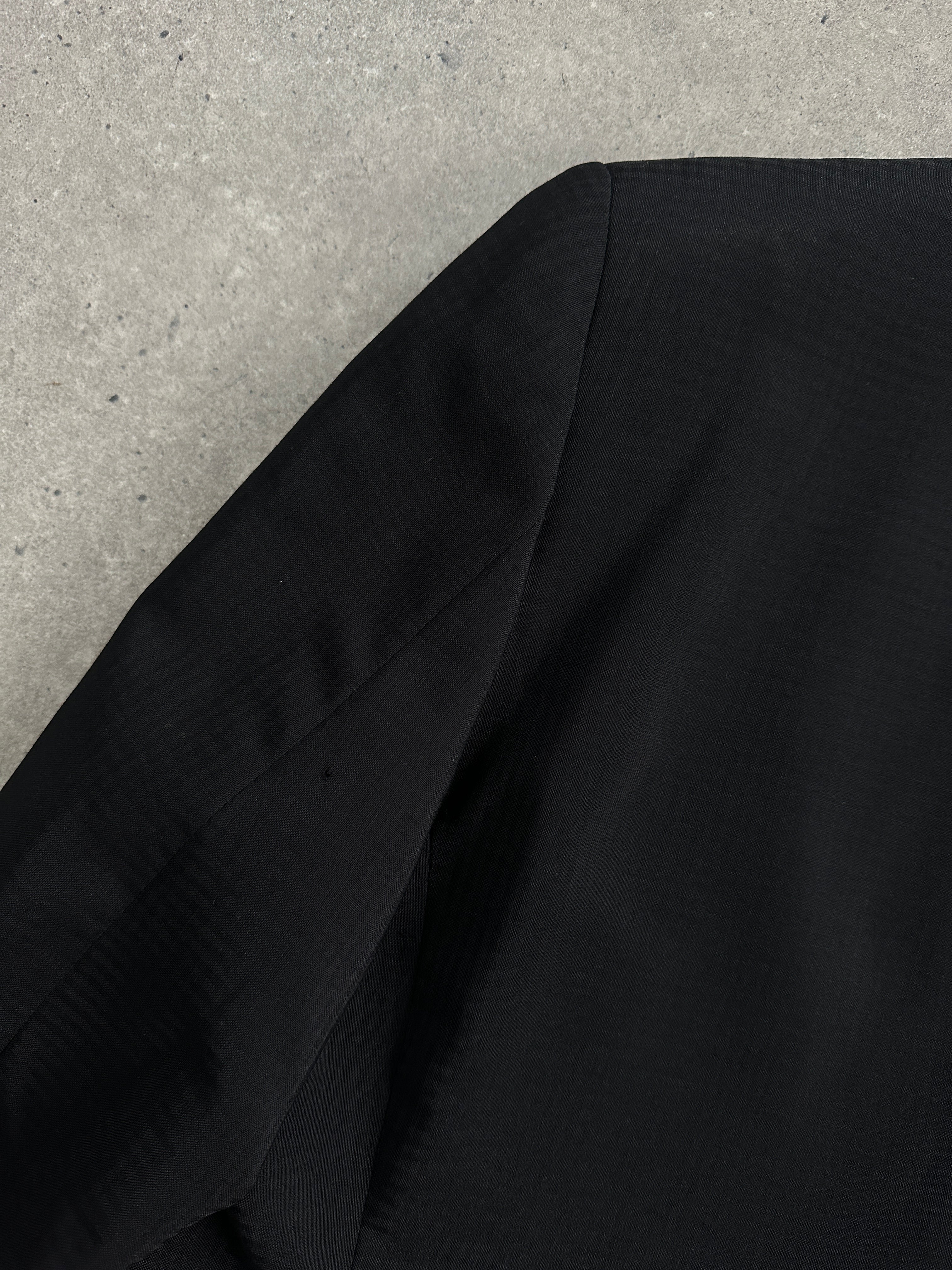 Christian Dior Monsieur 1990s velvet three-piece tuxedo suit, 44L/W30, featuring tailored jacket, vest, and trousers in dark velvet.