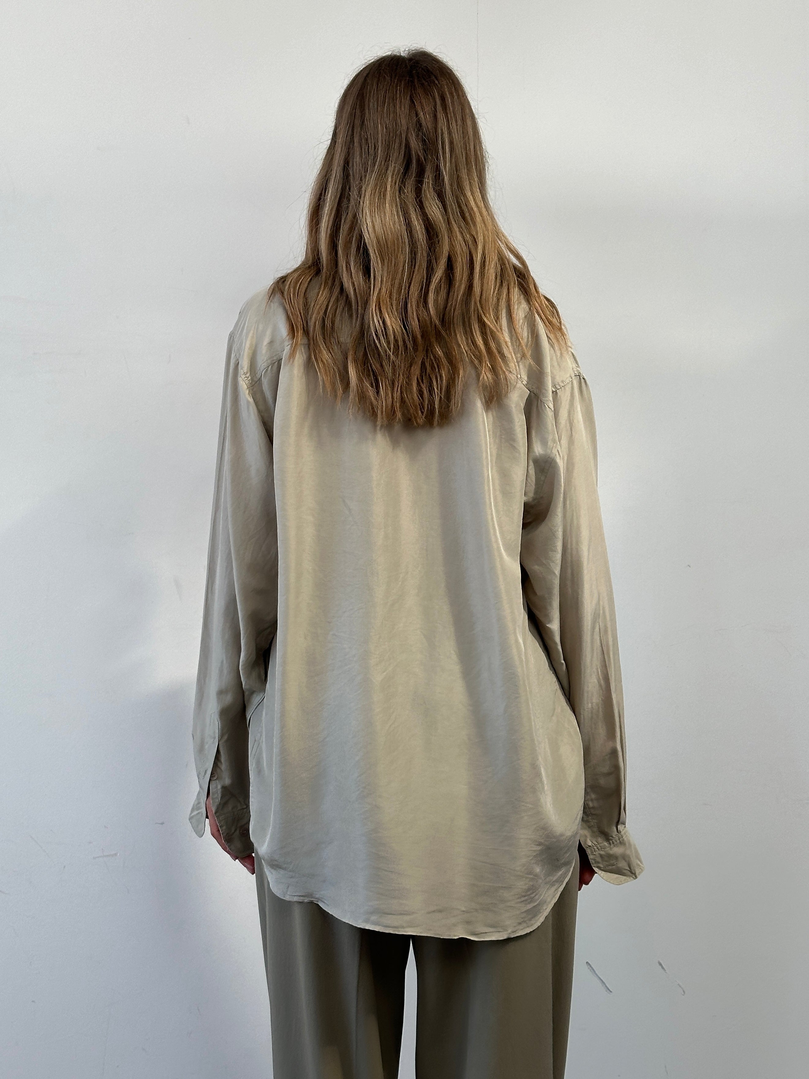 Vintage pure silk relaxed shirt in XL/XXL with a soft, flowing fit and classic collar, displayed on a hanger against a neutral background.