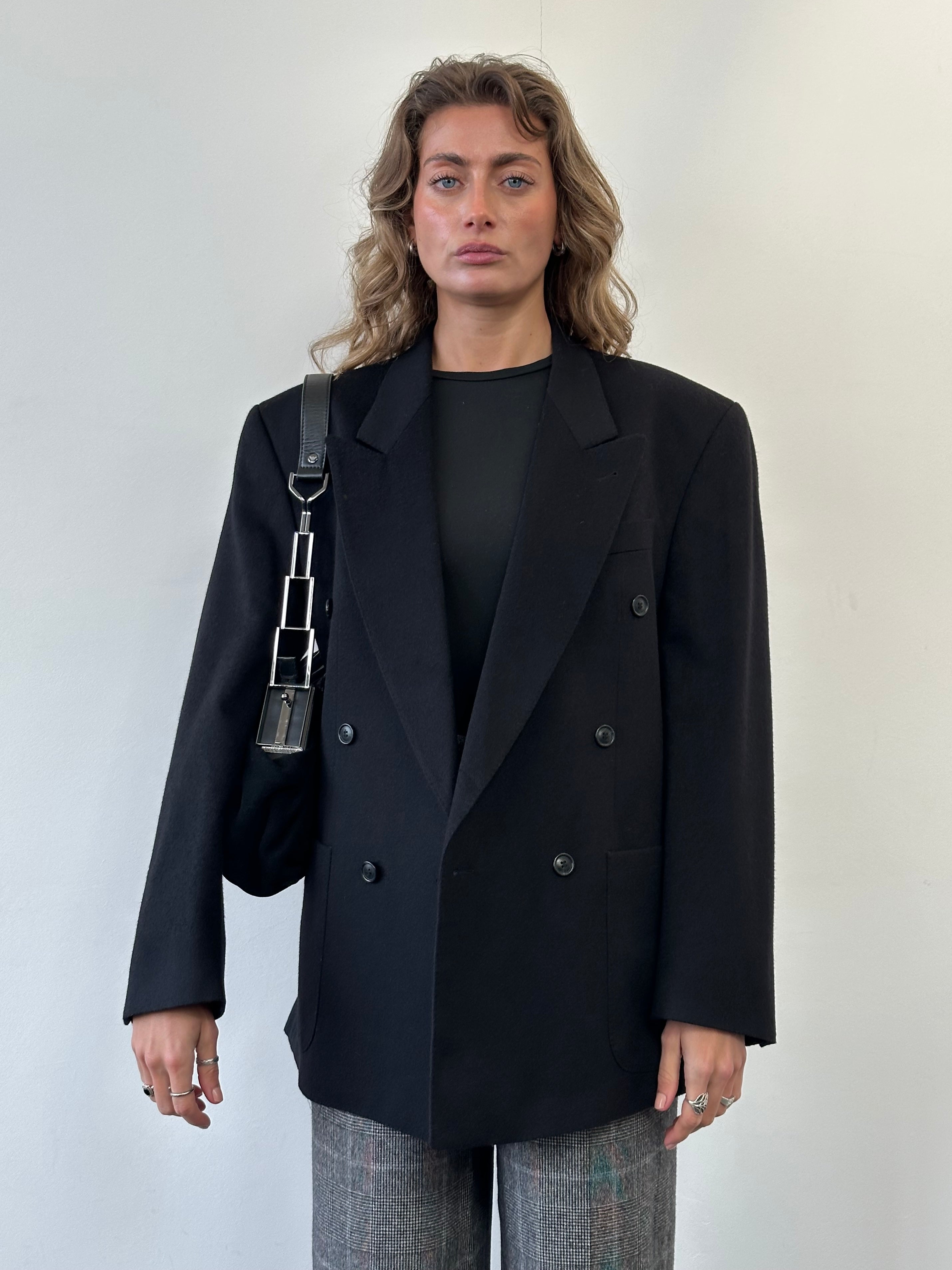 Yves Saint Laurent Diffusion Hommes 1980s brushed wool and cashmere blazer in size 40R/L, tailored fit, classic design.