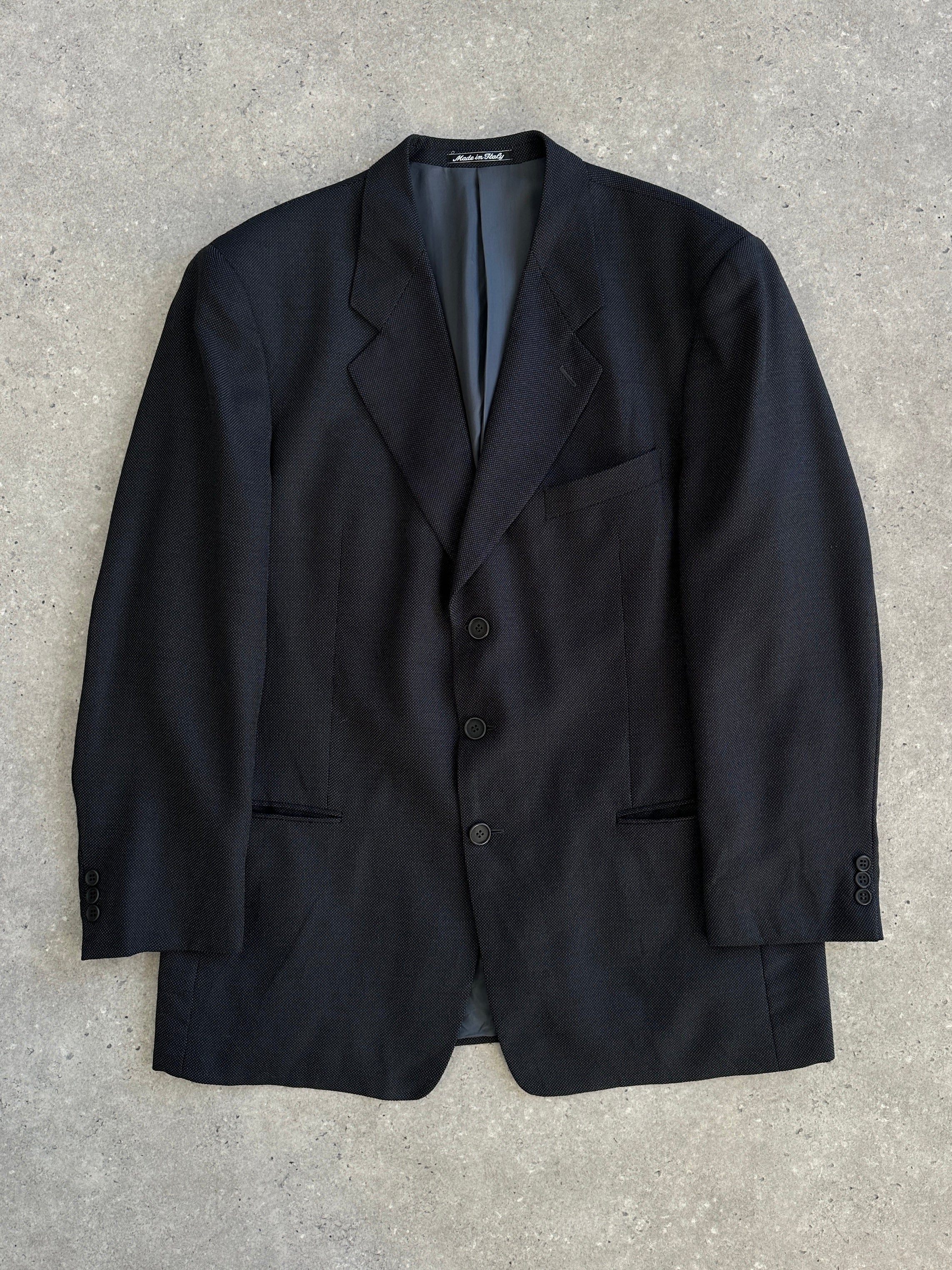 Giorgio Armani Le Collezioni 1990s wool single-breasted blazer in size 44R/XL, dark tailored blazer with notch lapels and structured fit.