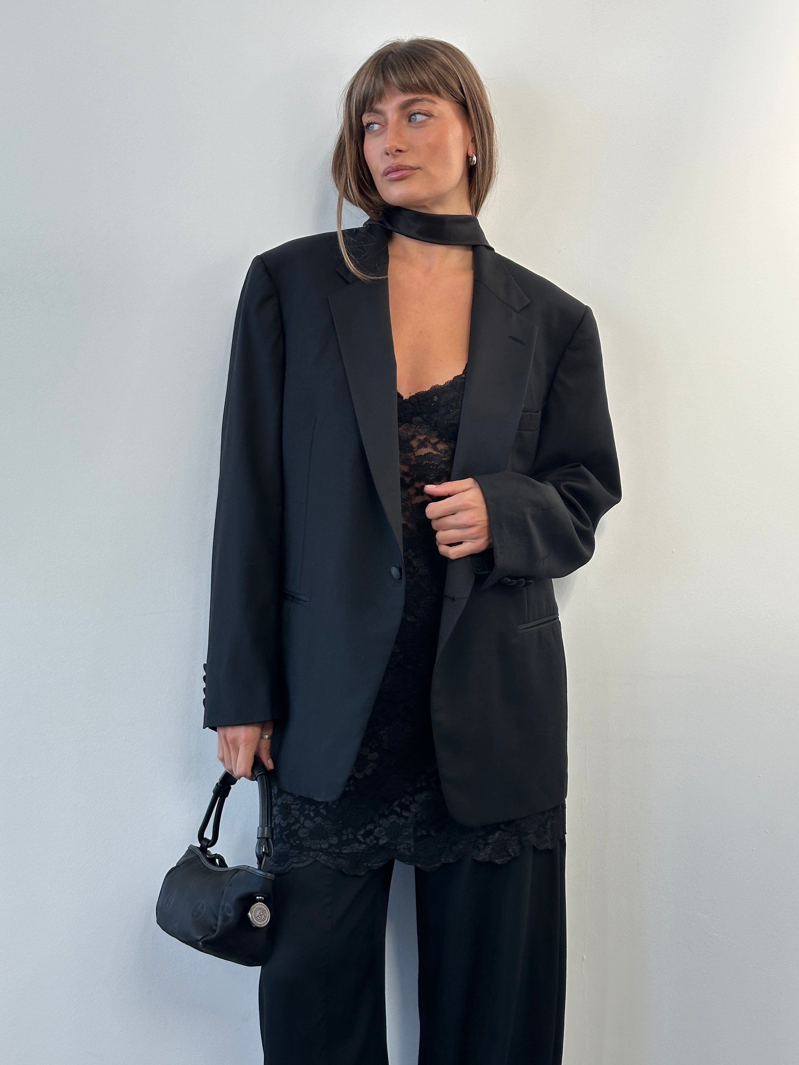 Christian Dior Monsieur 1980s wool tuxedo blazer, 44R/XL, tailored fit with classic lapels and button details.