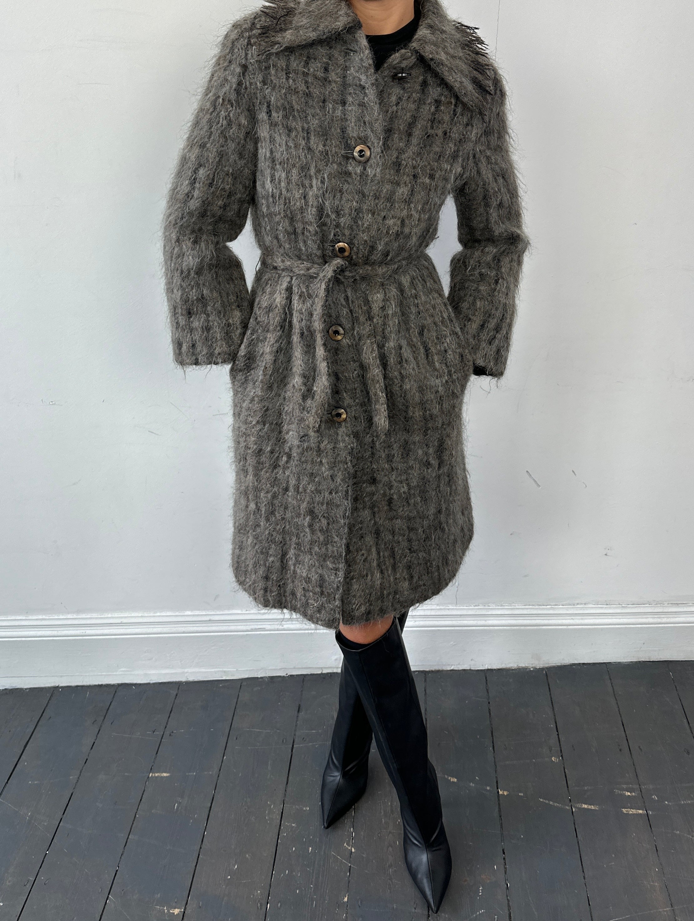 Jaeger wool fuzzy check belted coat in beige, single-breasted with a tie belt, styled for a cozy, elegant look.