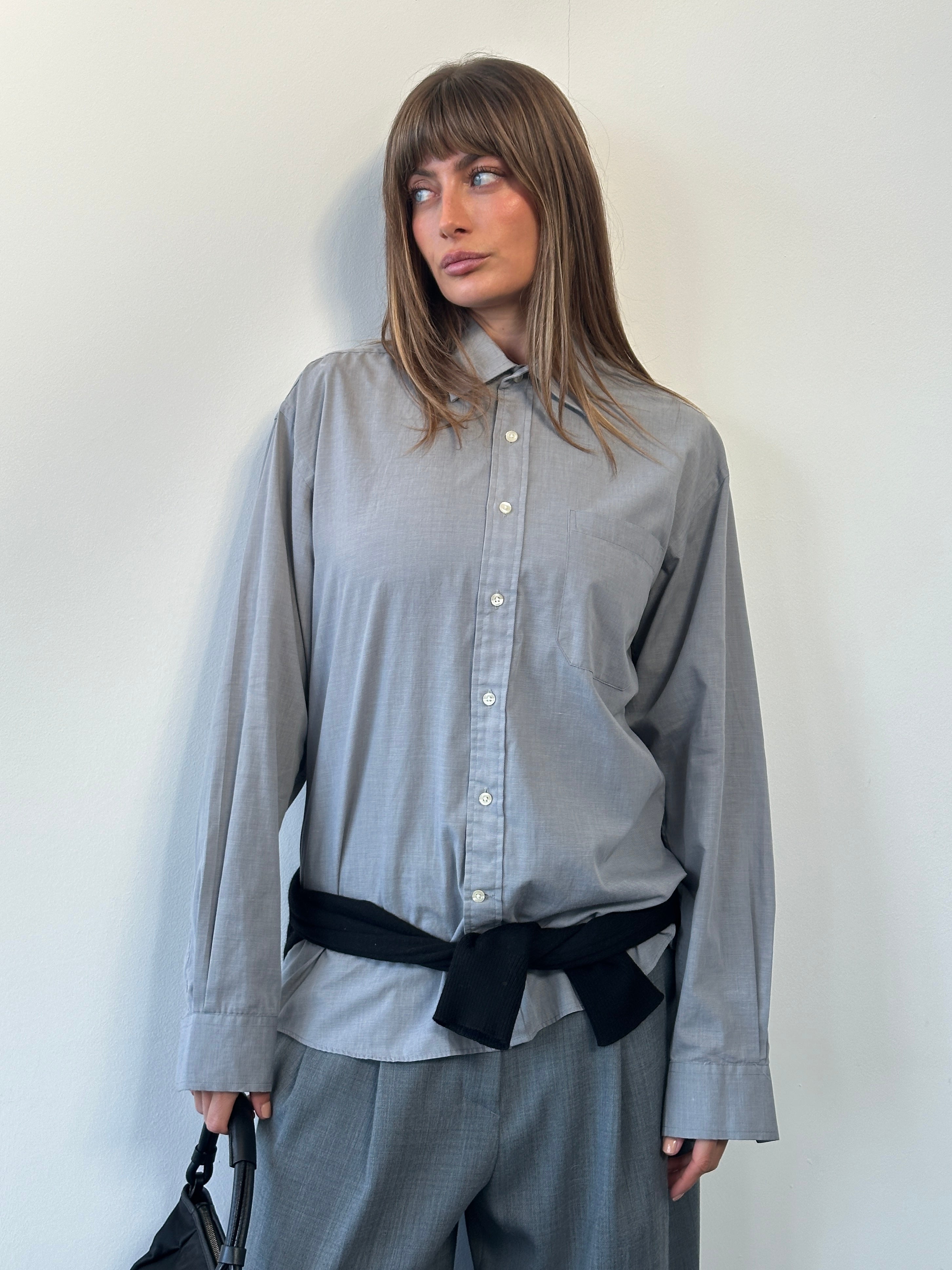 Christian Dior 1980s cotton shirt in size L/XL featuring classic design and fabric details.