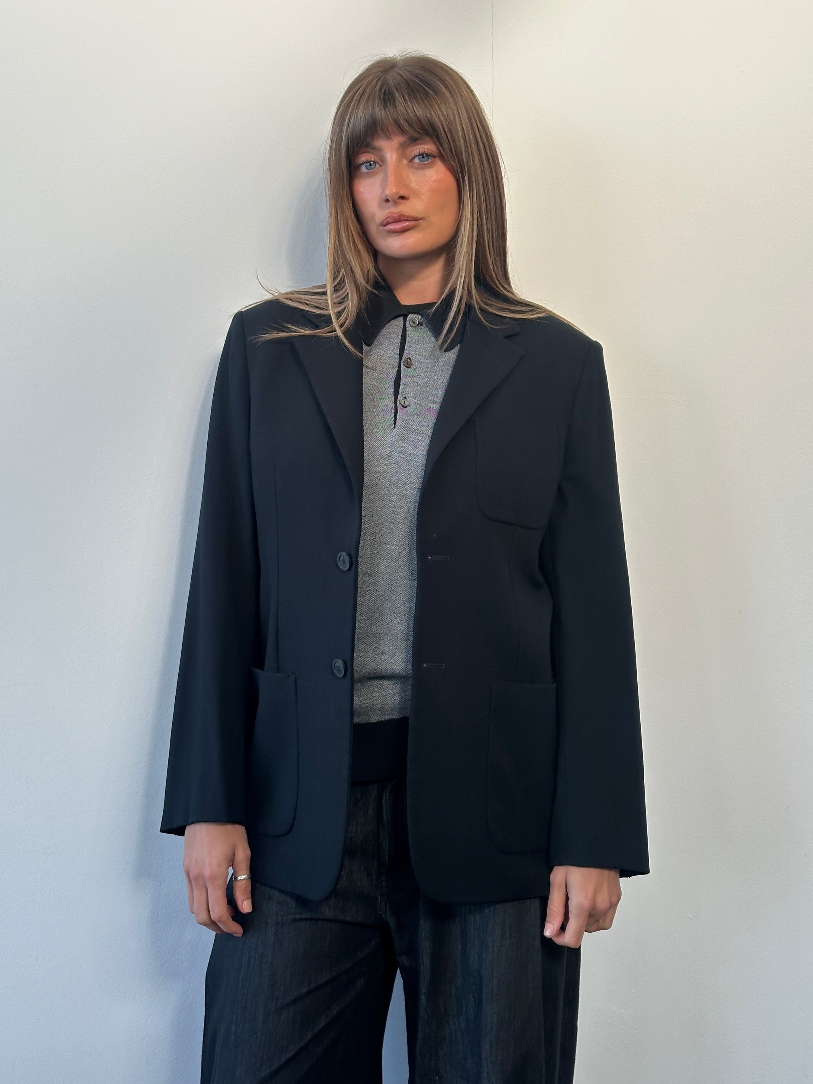 Emporio Armani men's 2000s pure wool single-breasted blazer in dark gray, featuring notch lapels and a tailored fit.