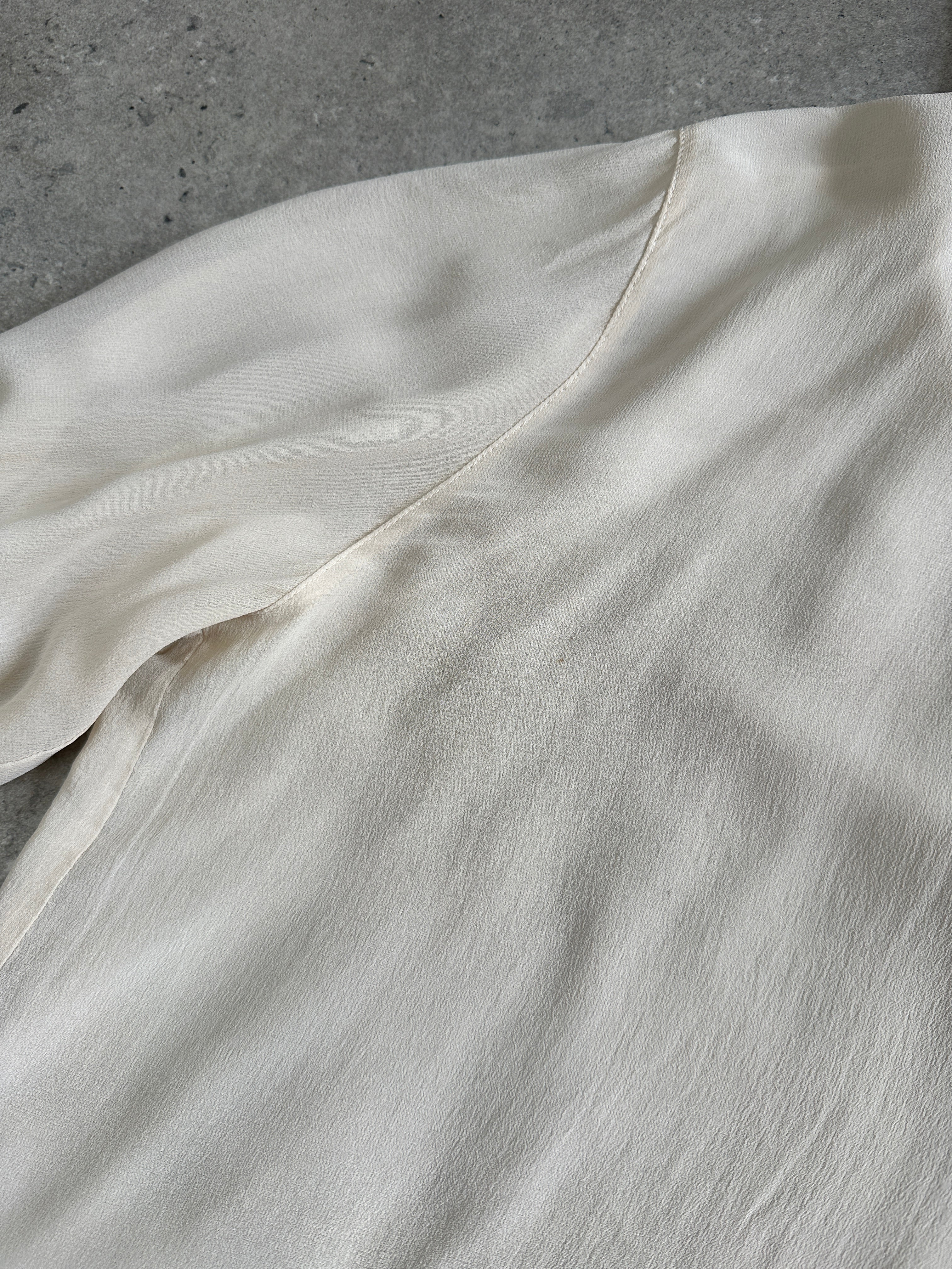 Max Mara pure silk frill wrap blouse in size L, featuring elegant ruffle details and a sophisticated shirt design.