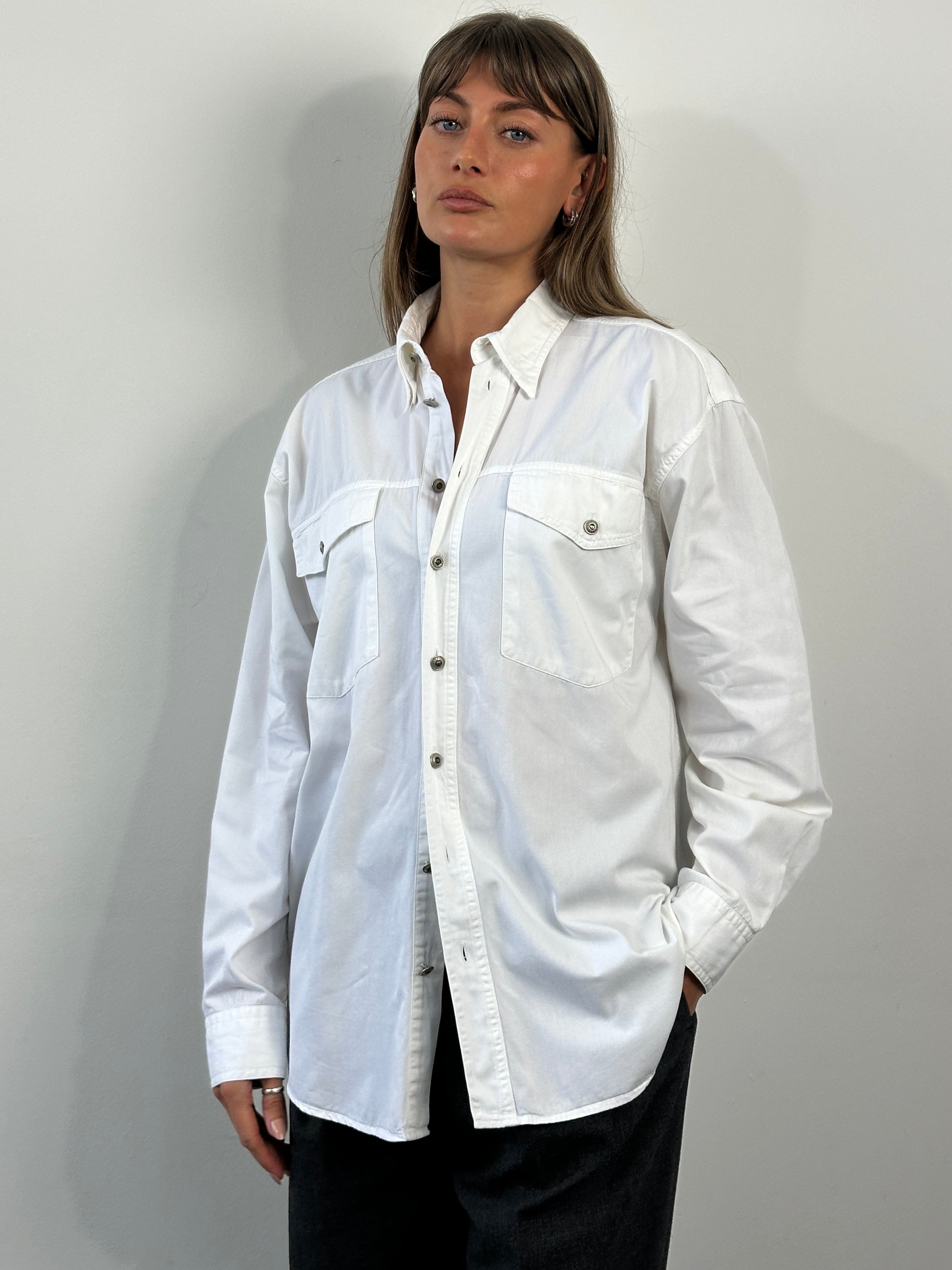 Versace Classic V2 1990s bespoke button shirt in size XL, featuring luxury fabric and signature design details.