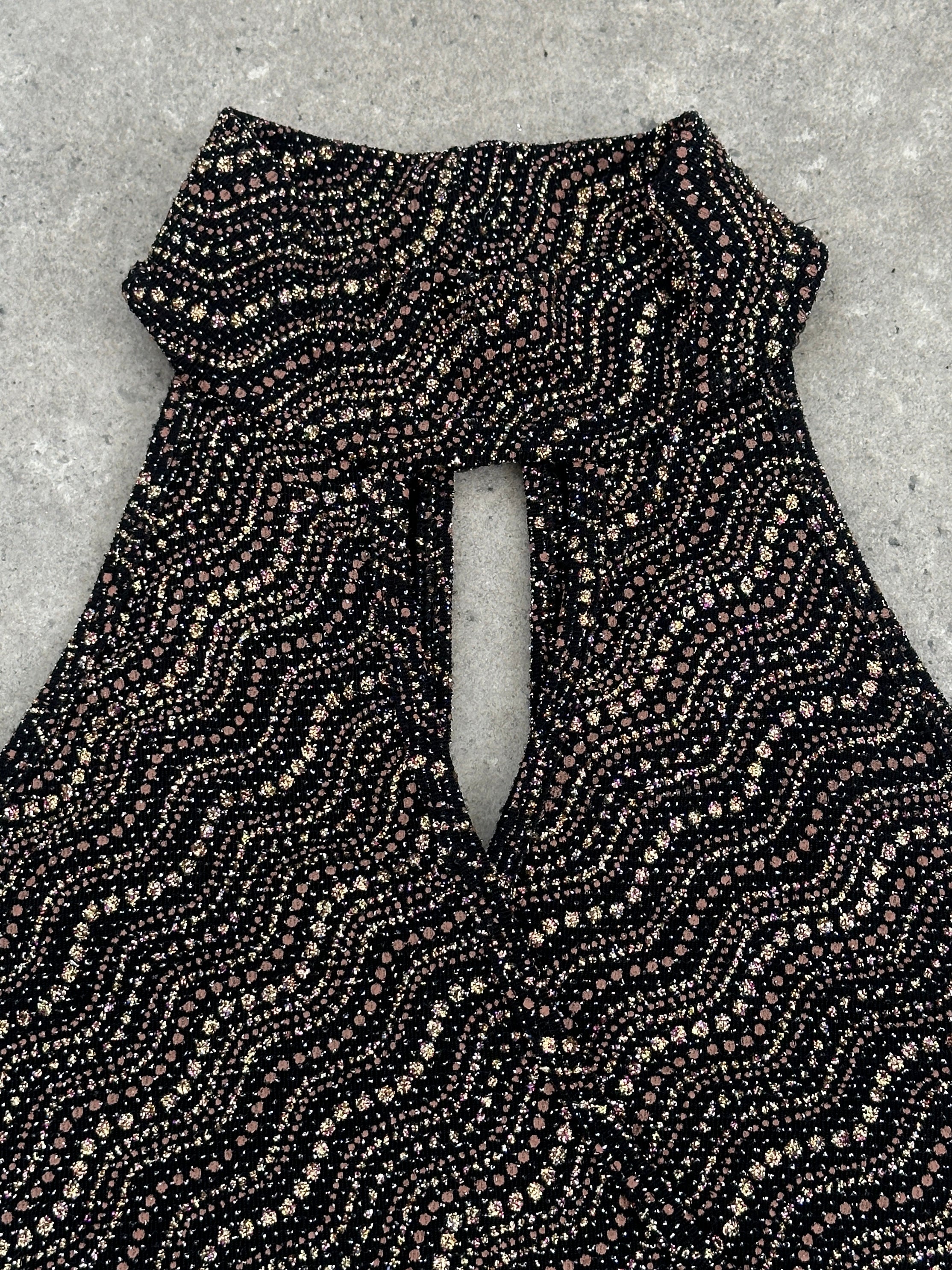 Vintage French sleeveless glittery high neck tank top in size S, stylish sleeveless design with shimmering fabric.