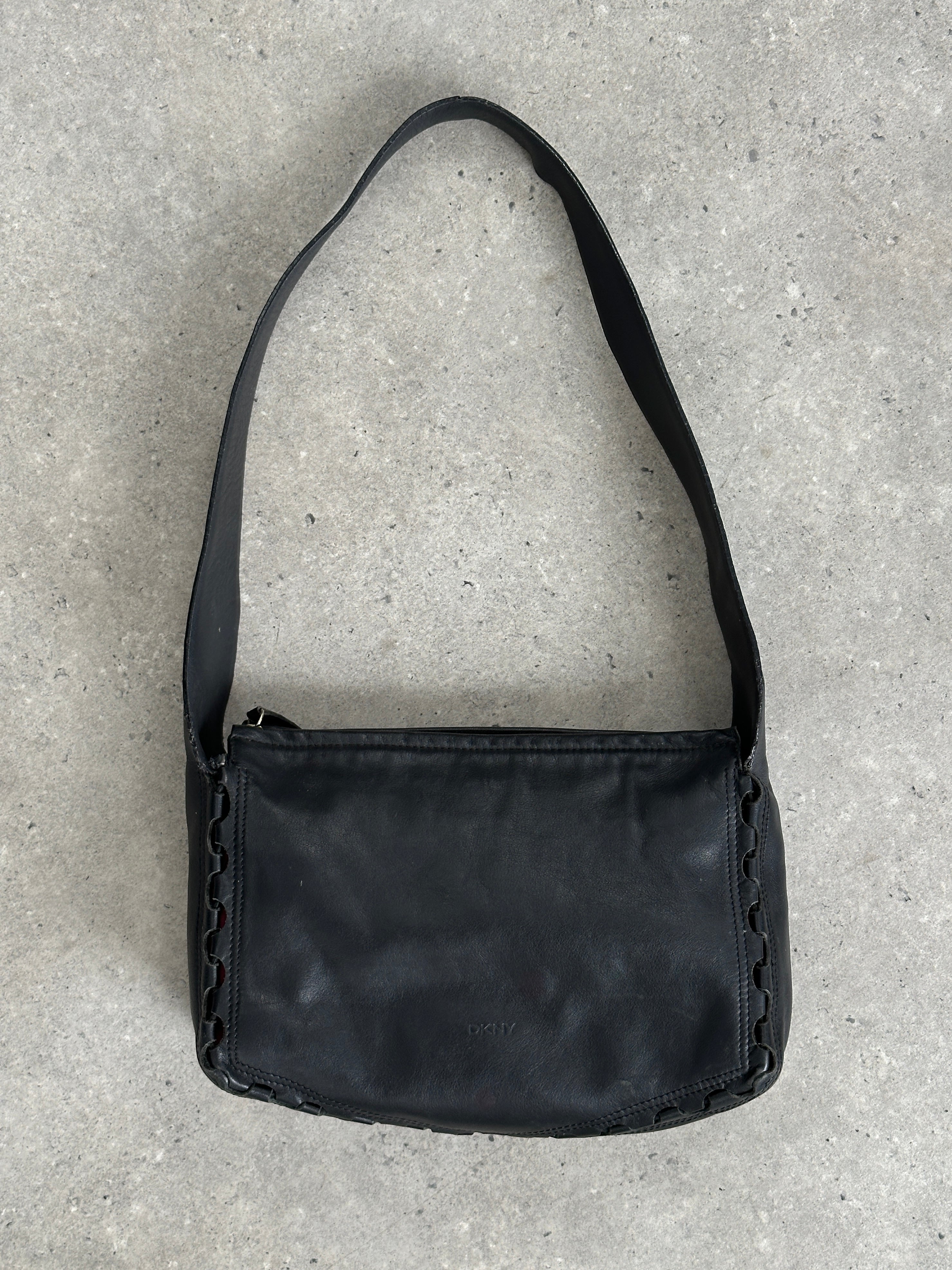 DKNY 2000s Leather Crossbody Bag | SYLK