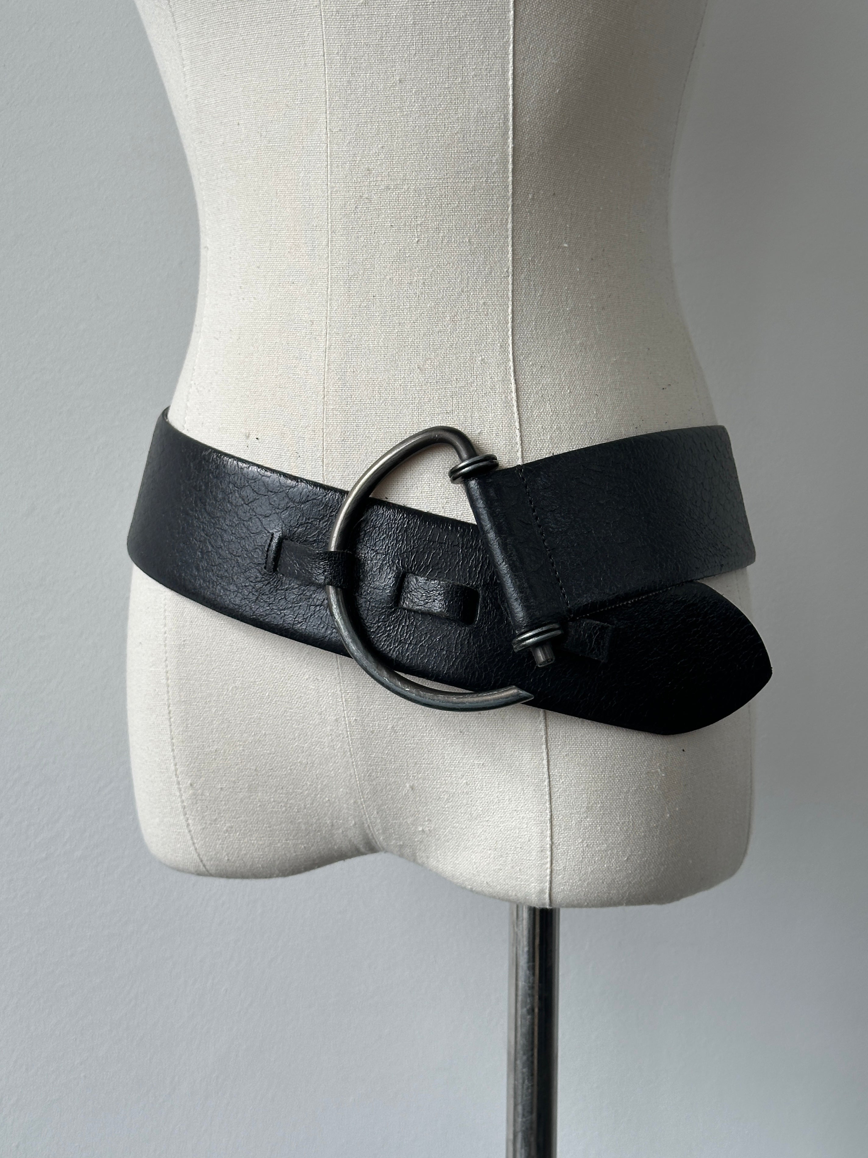 Vintage 1990s Leather Chunky D Ring Belt - W35-38