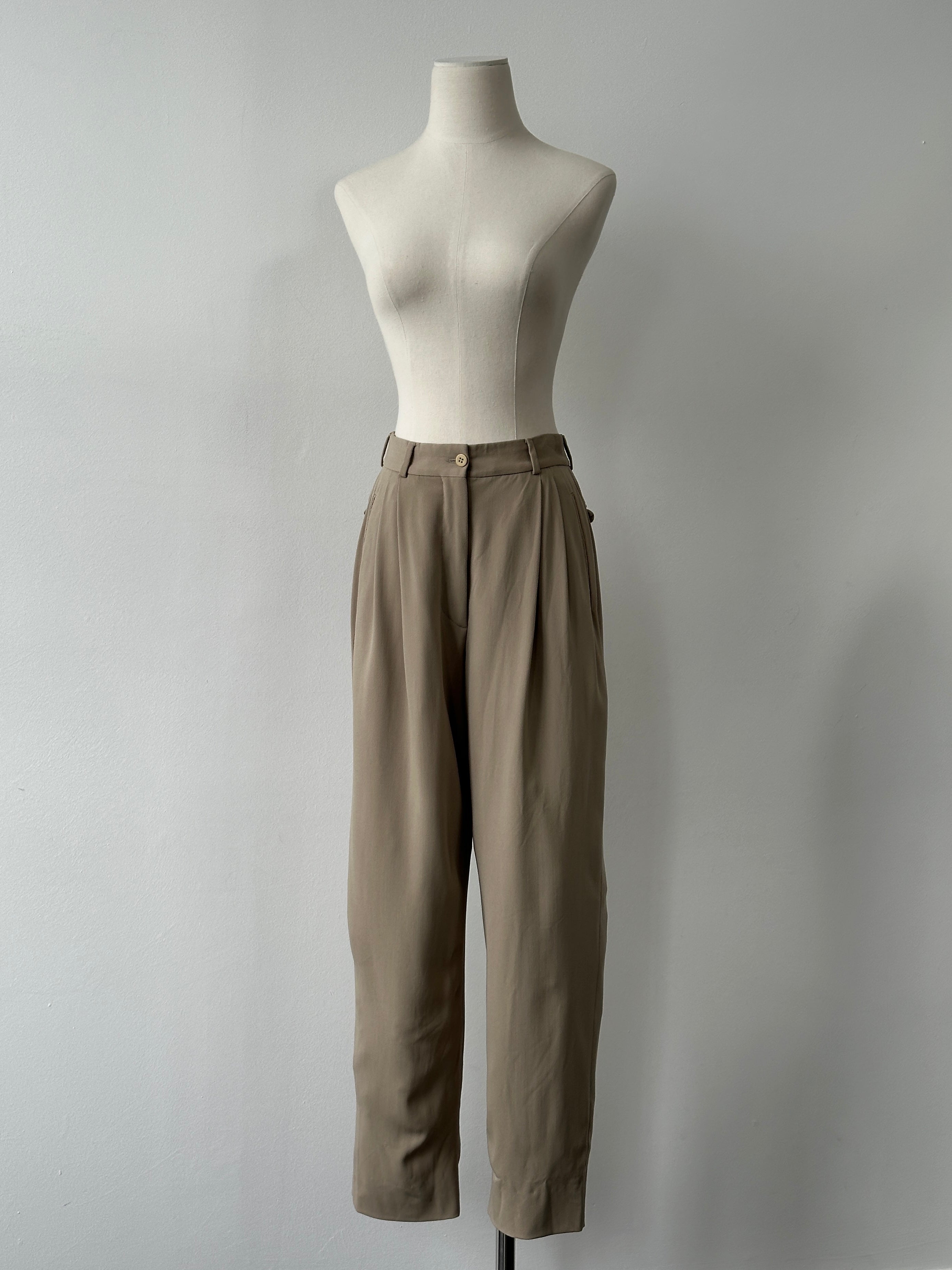 Giorgio Armani 1990s Tapered Leg Tailored Trousers - W24