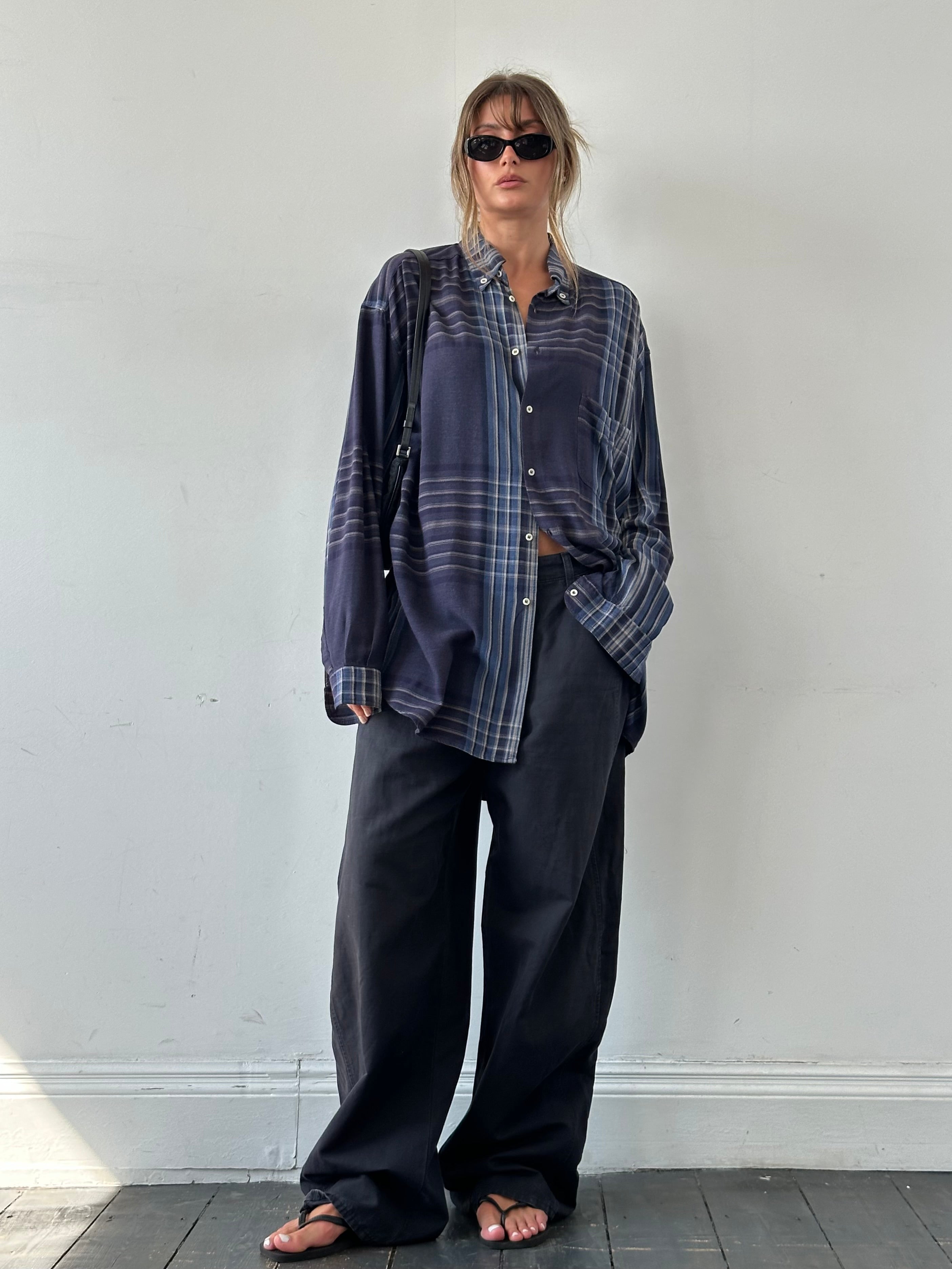Armani Jeans cotton wide-leg trousers in size W32, shown flat with a high waist and relaxed fit, beige color, front view.