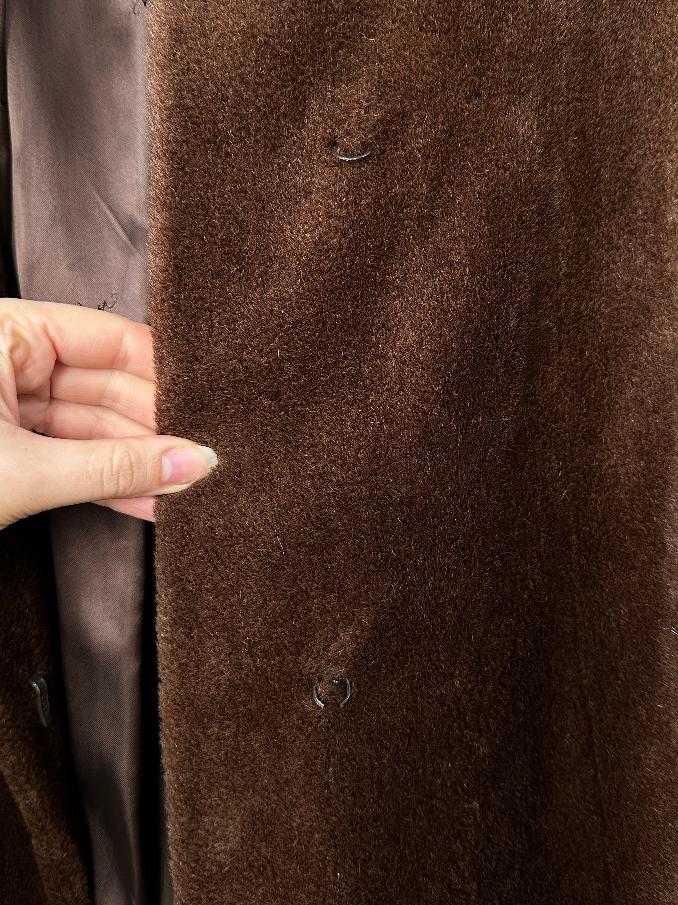 Vintage alpaca mohair fur single-breasted A-line coat in S/M, showcasing warm textured fabric and classic design.