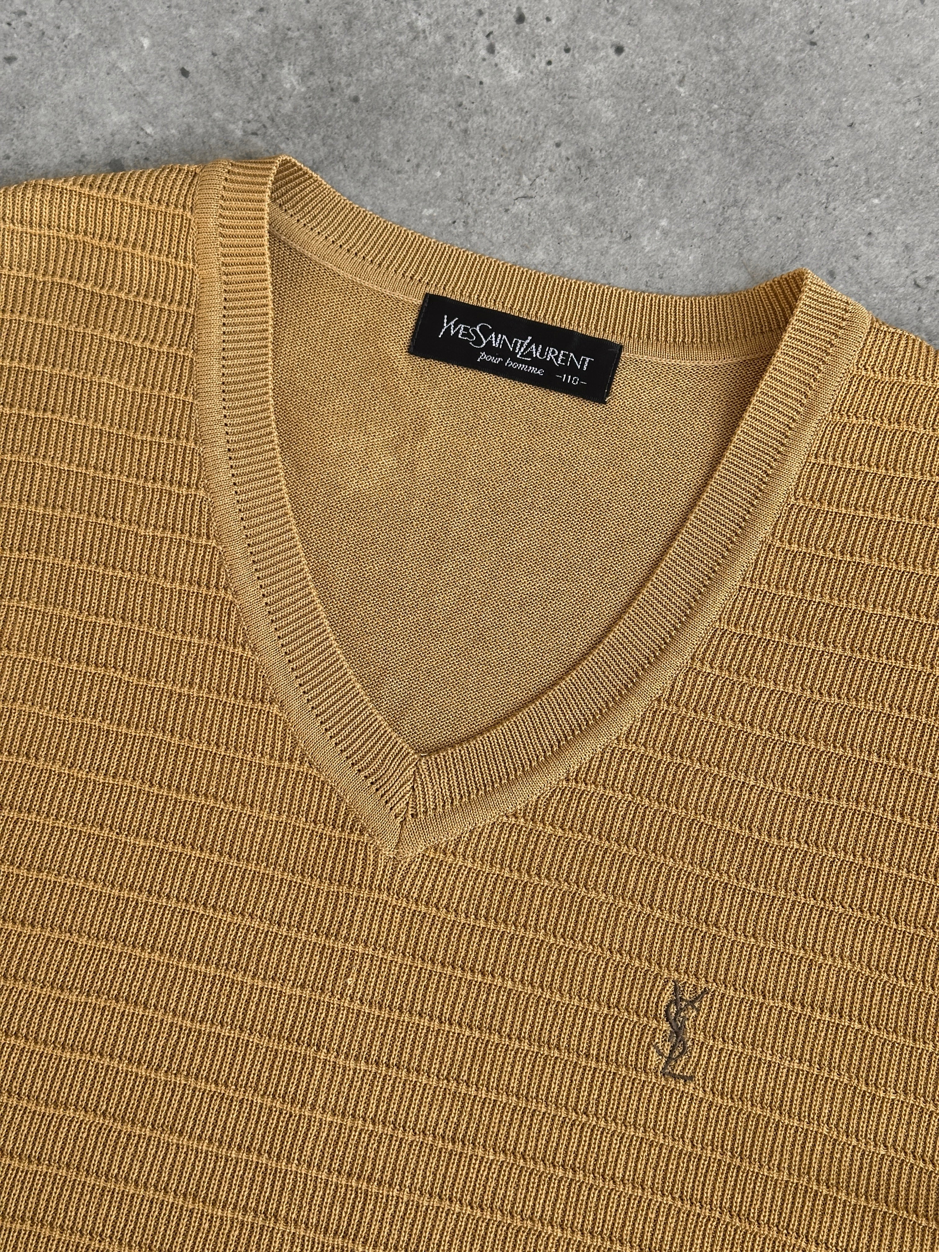 Yves Saint Laurent 2000s Sleevless V Neck Jumper - M