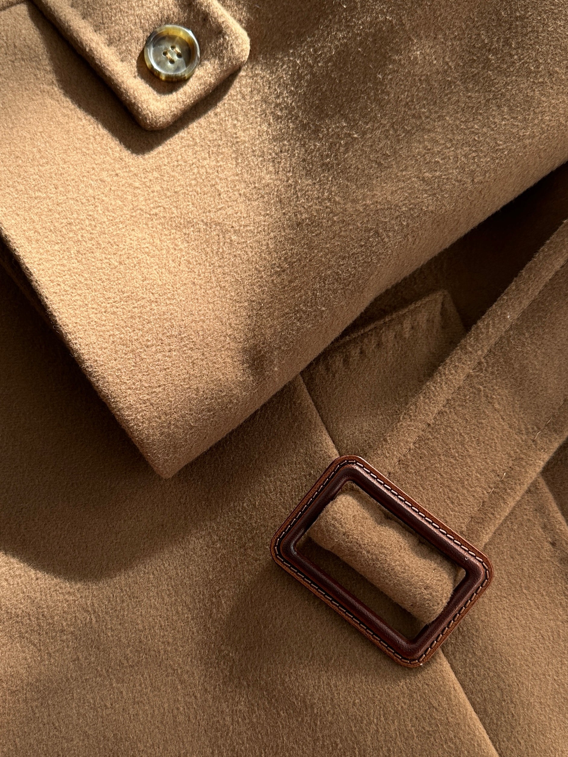 Italian vintage 1990s wool and cashmere belted coat in XL, classic design with a warm, textured fabric and elegant silhouette.