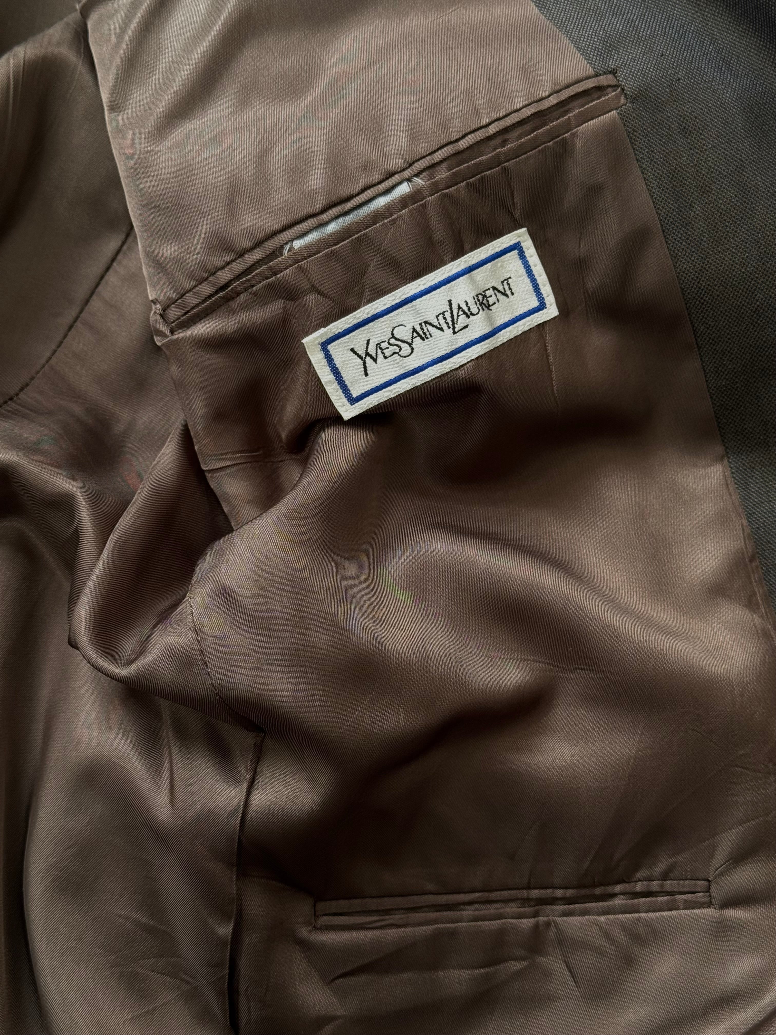 Yves Saint Laurent 1980s two-tone pure wool blazer, size 42R/L, featuring classic tailored fit and stylish two-tone design.