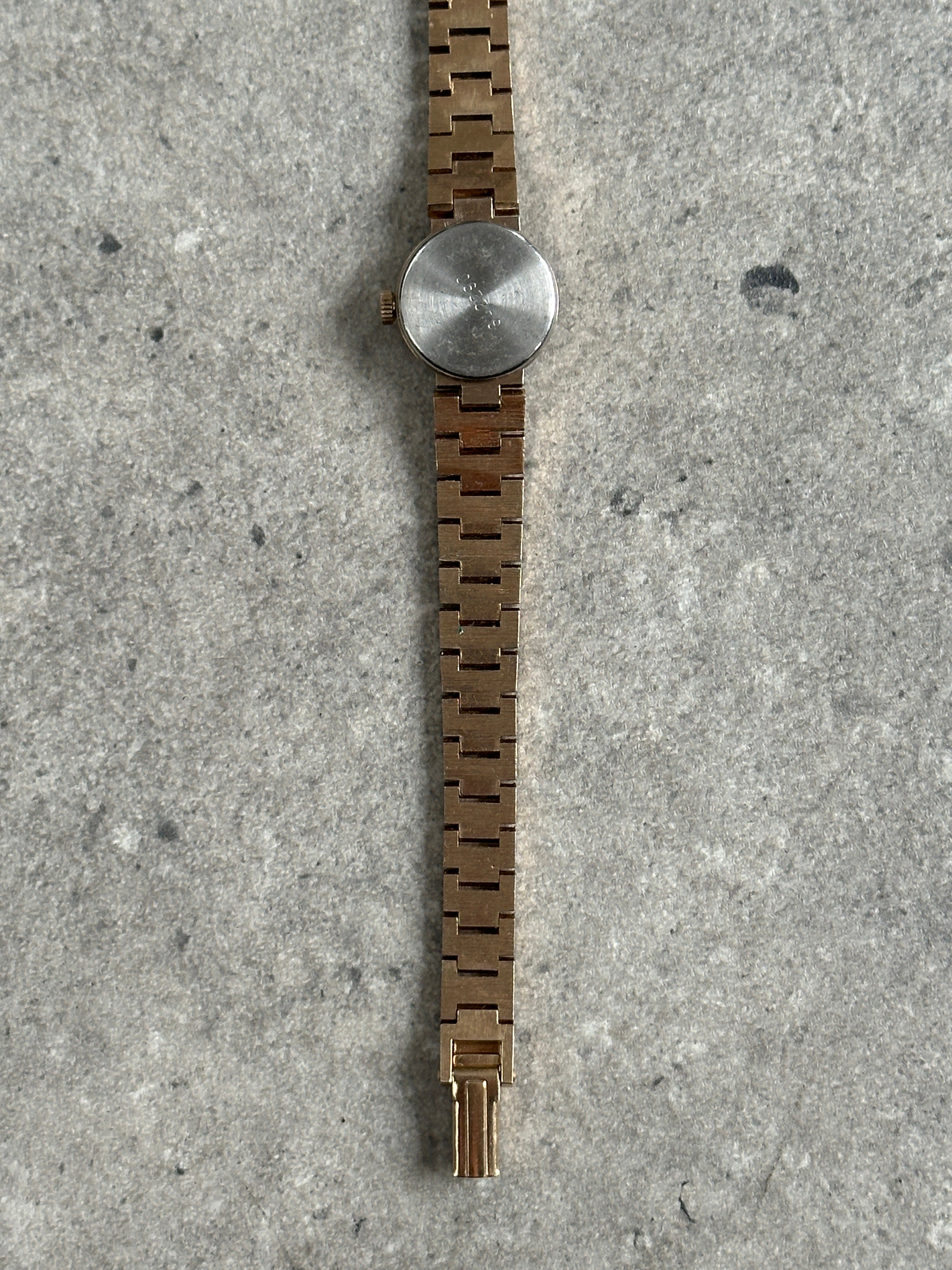 Regus 1970s Swiss Jewel Gold Tone Mechanical Watch