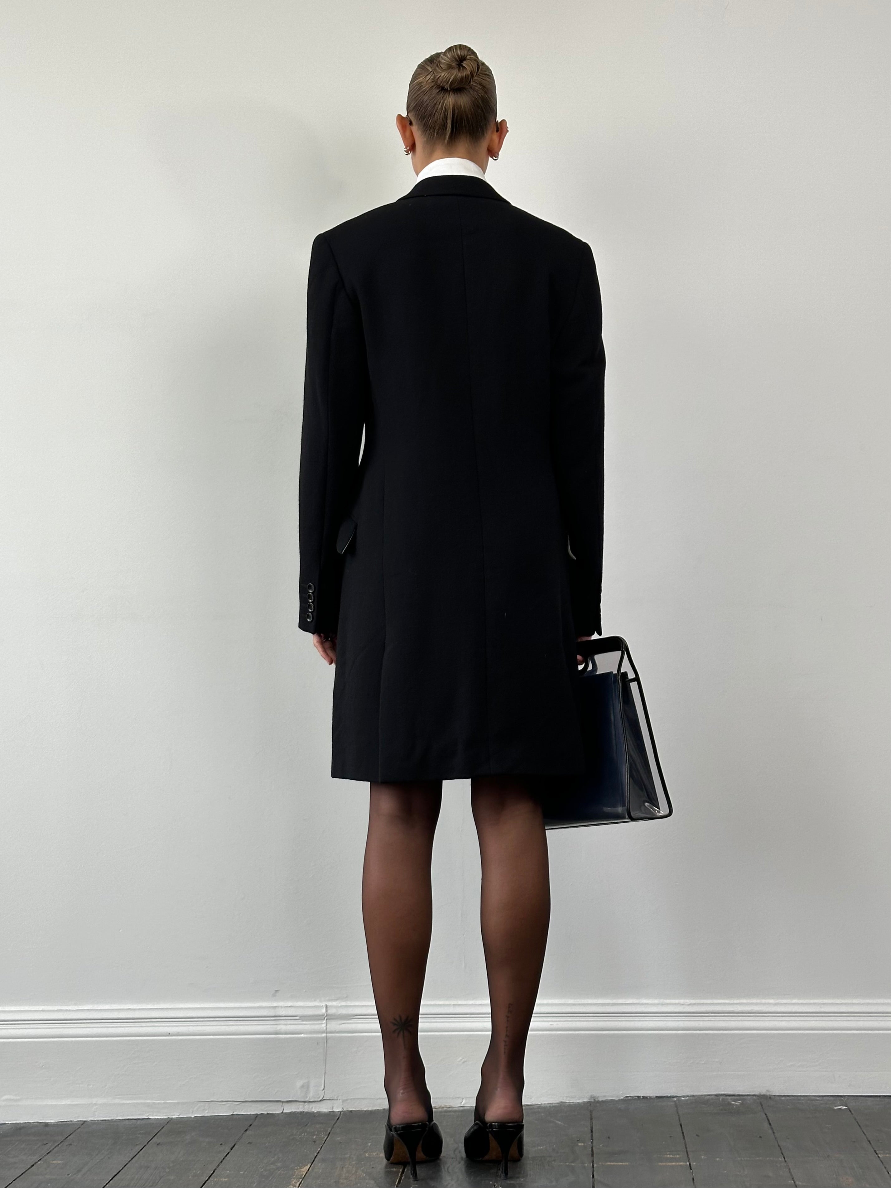 Dolce & Gabbana D&G pure wool single-breasted coat in size M, shown hanging with a classic tailored fit and neutral color.