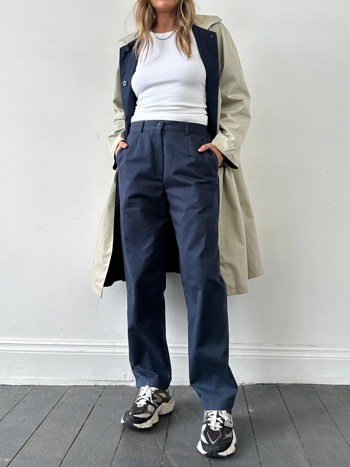 L.L.Bean straight leg elasticated cotton trousers in size W28-30, showing the relaxed fit and comfortable fabric.