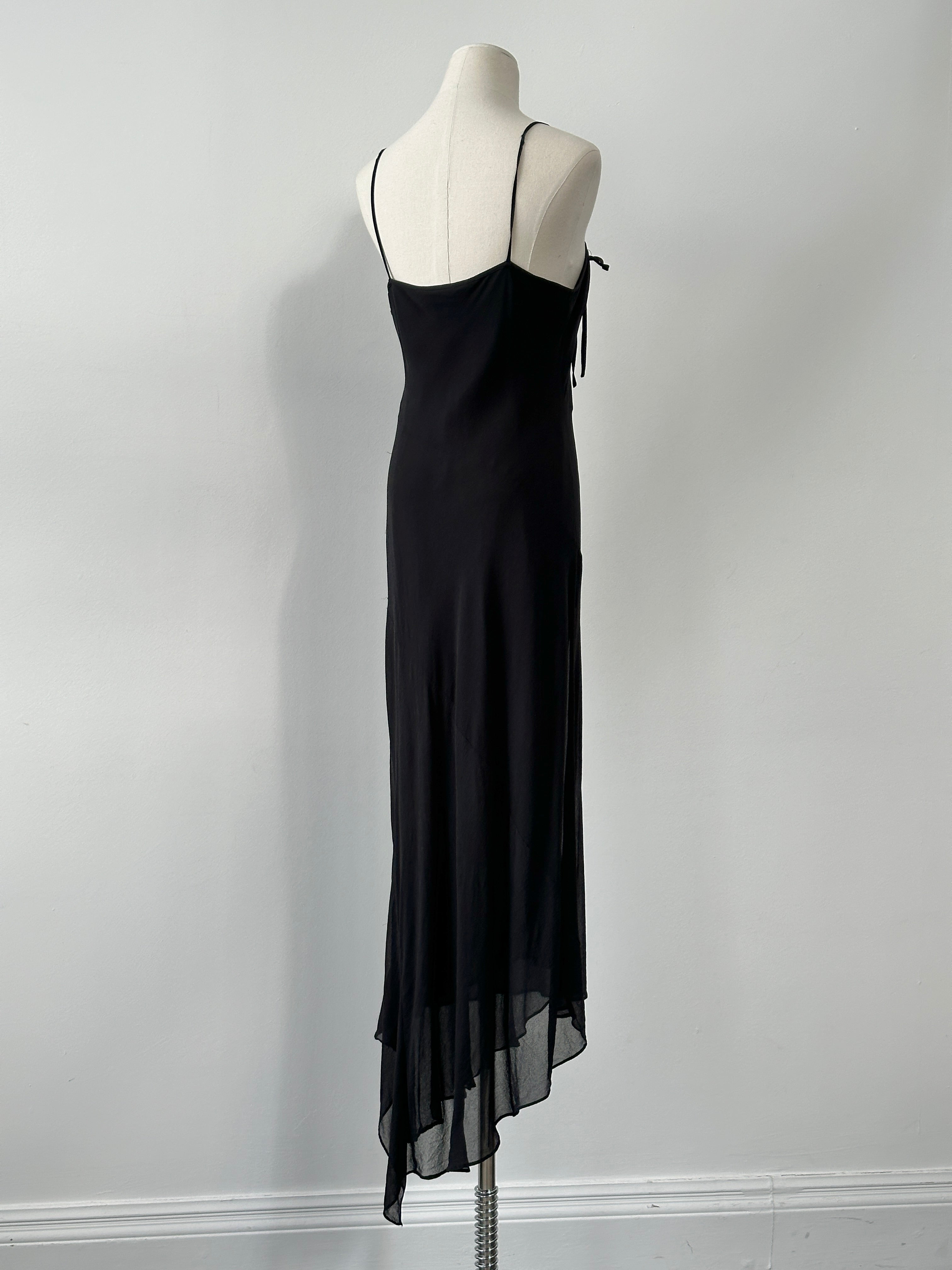 Vintage 2000s pure silk floor-length dress in M-L size, flowing elegant design with a vintage-inspired style.