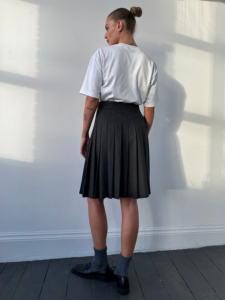 Italian Vintage Pure Wool Pleated Skirt - W28 - SYLK