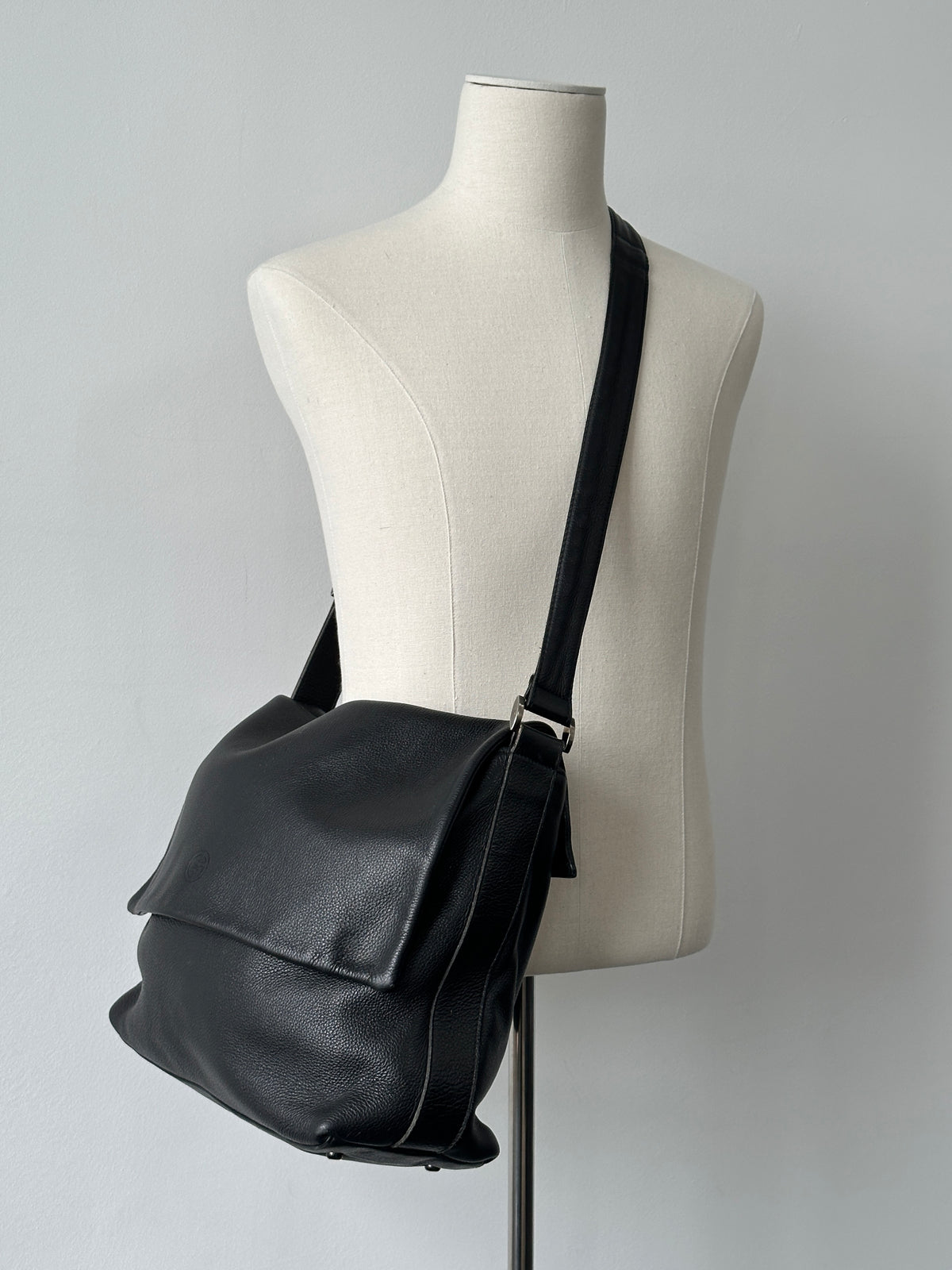 Giorgio Armani 1990s Leather Logo Crossbody Bag
