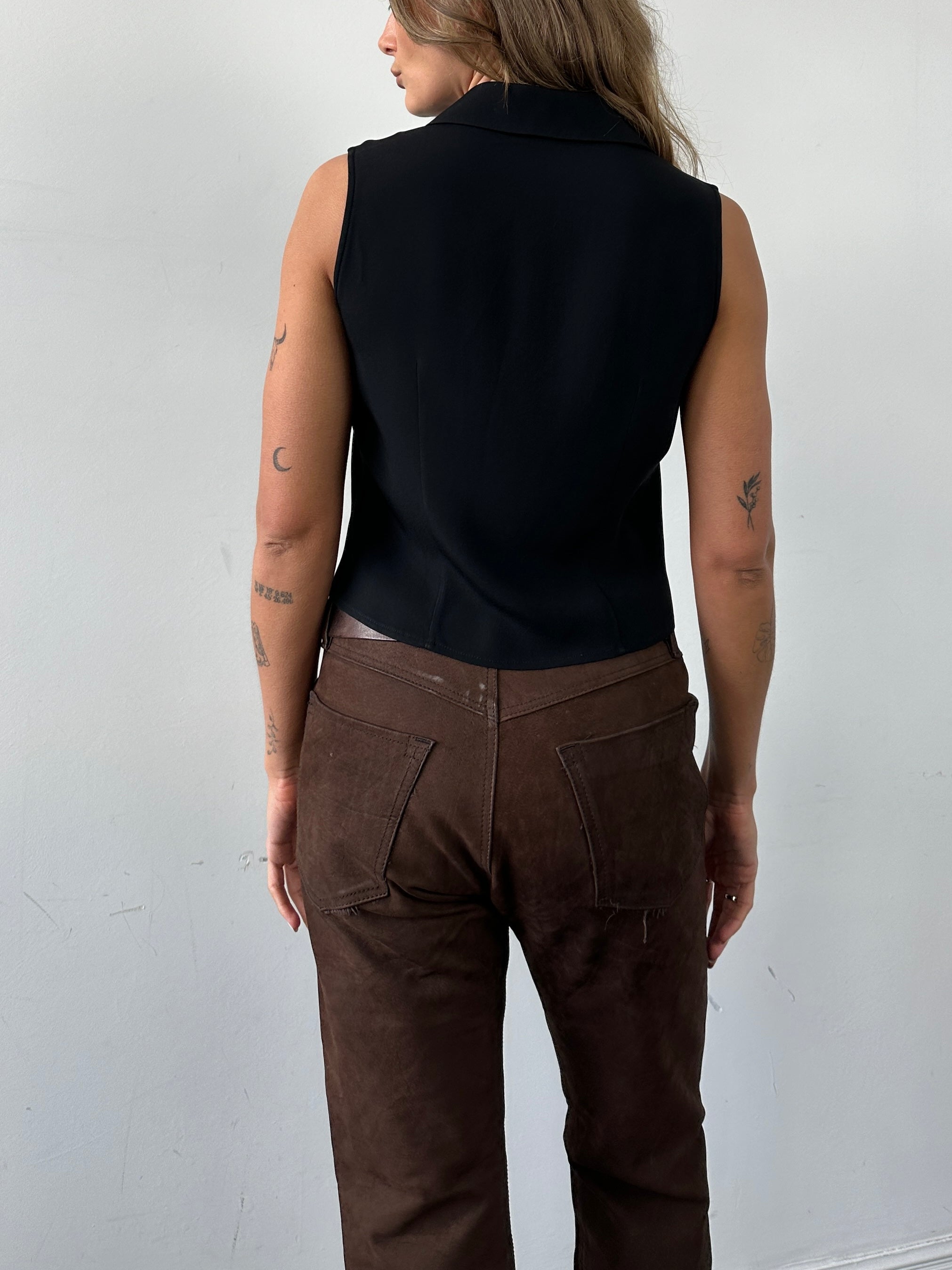 Mani Silk Blend Waistcoat in size S, stylish men's waistcoat featuring a smooth silk blend fabric and tailored fit.