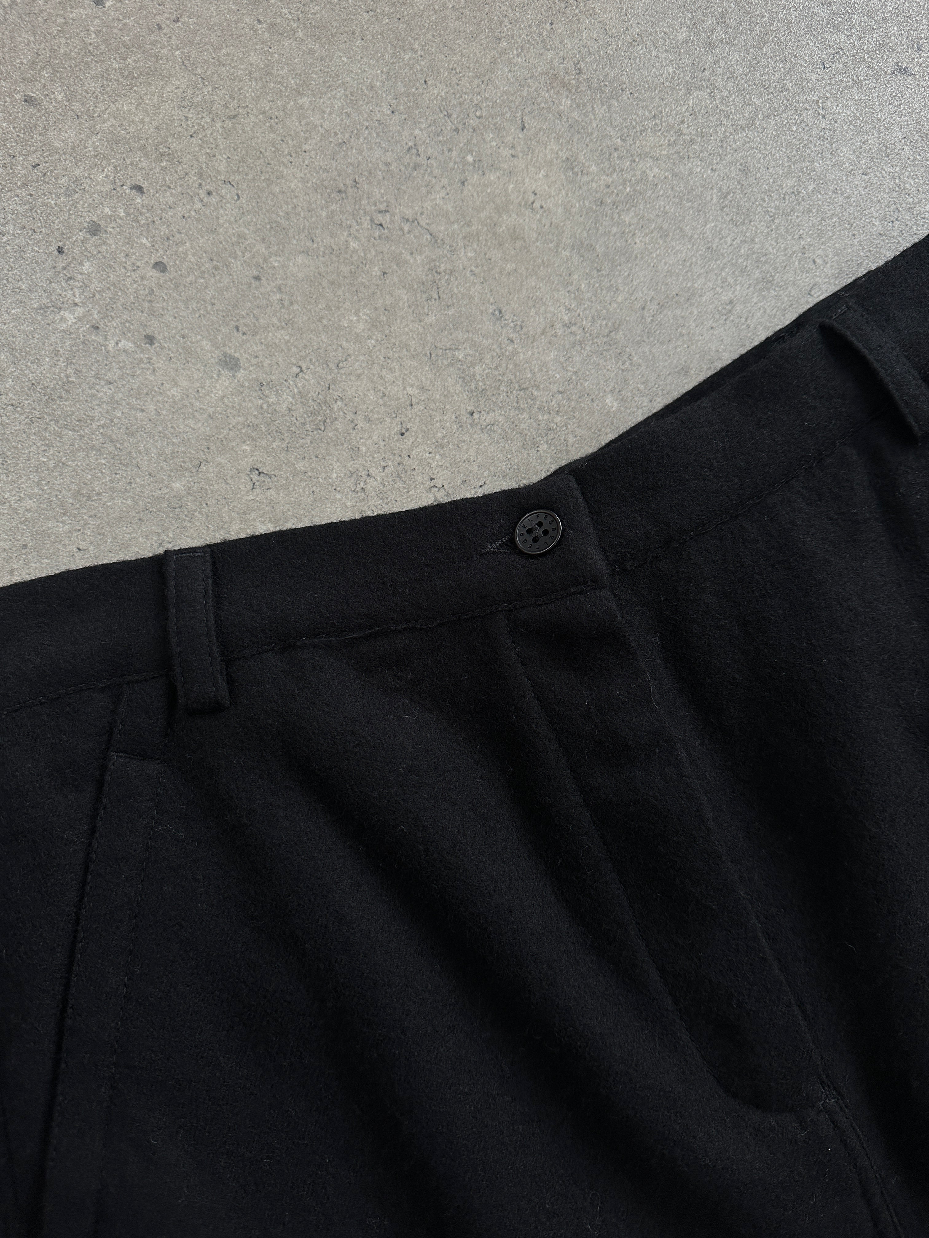 Belfe & Belfe 1990s pure wool maxi skirt in size W26, featuring a long, elegant design with a classic wool fabric.