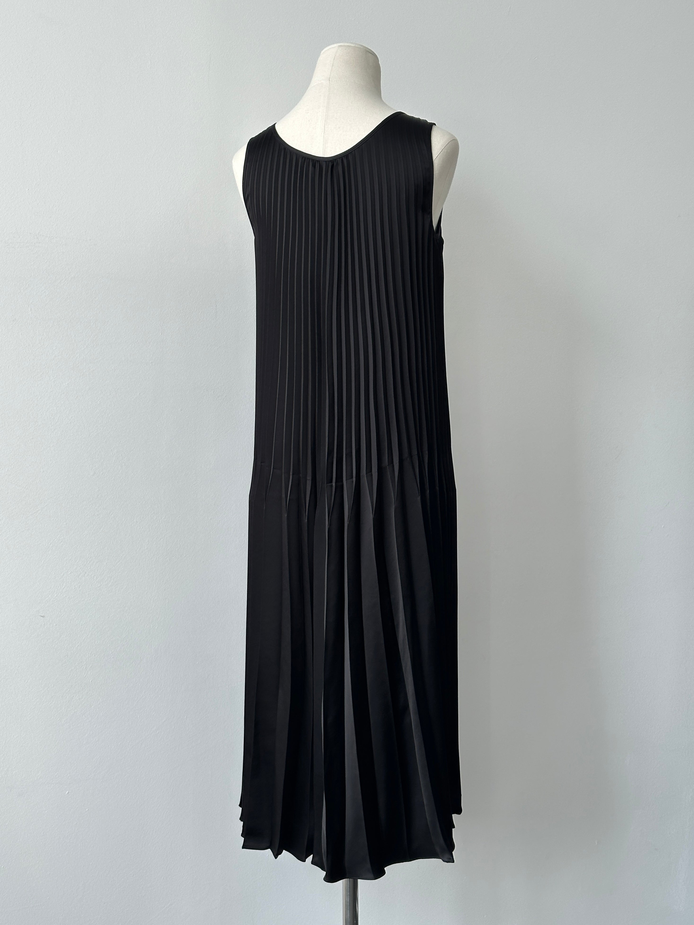 Donna Karan 2000s Sleeveless Pleated Midi Dress - XS-S
