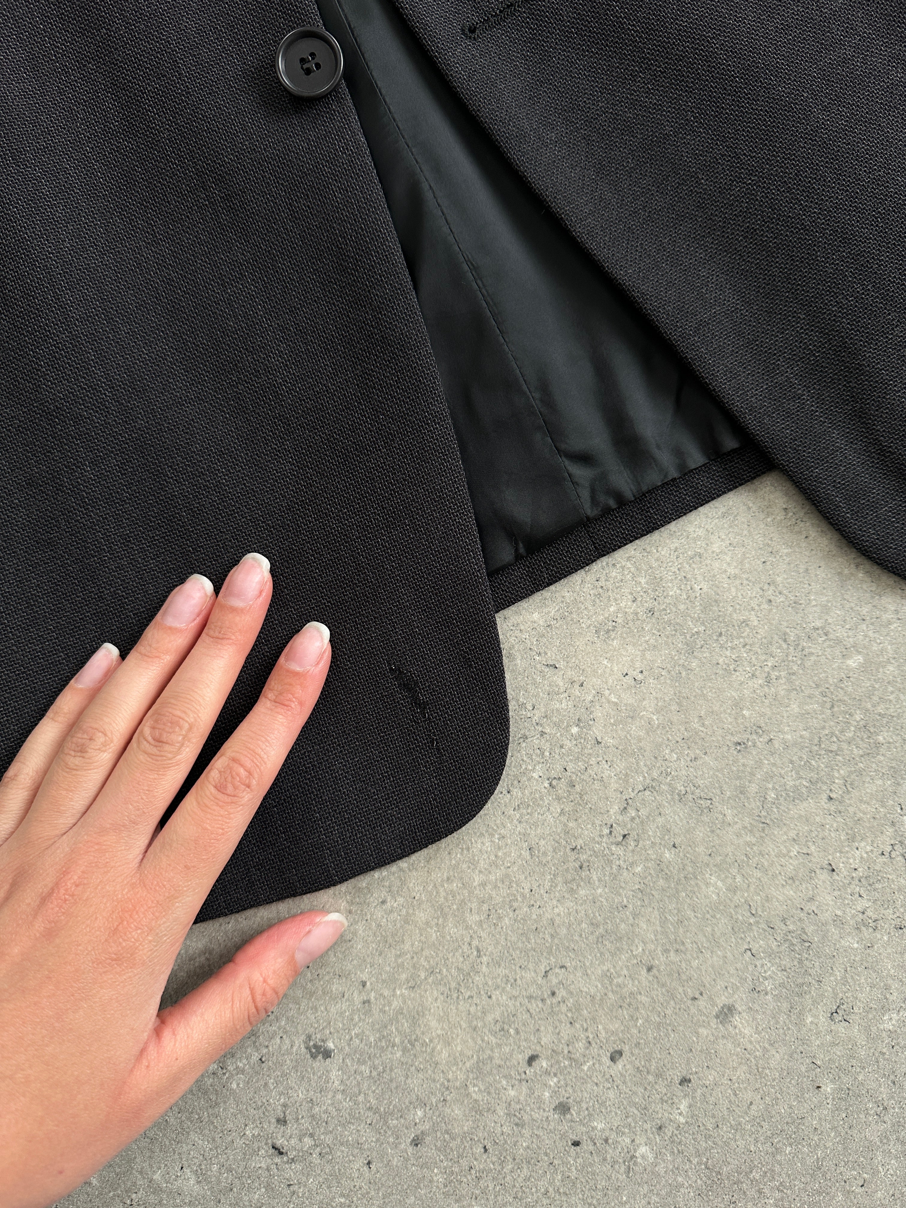 Giorgio Armani Le Collezioni men's pure wool single-breasted blazer in size 40R/L, dark tailored suit jacket with notch lapel