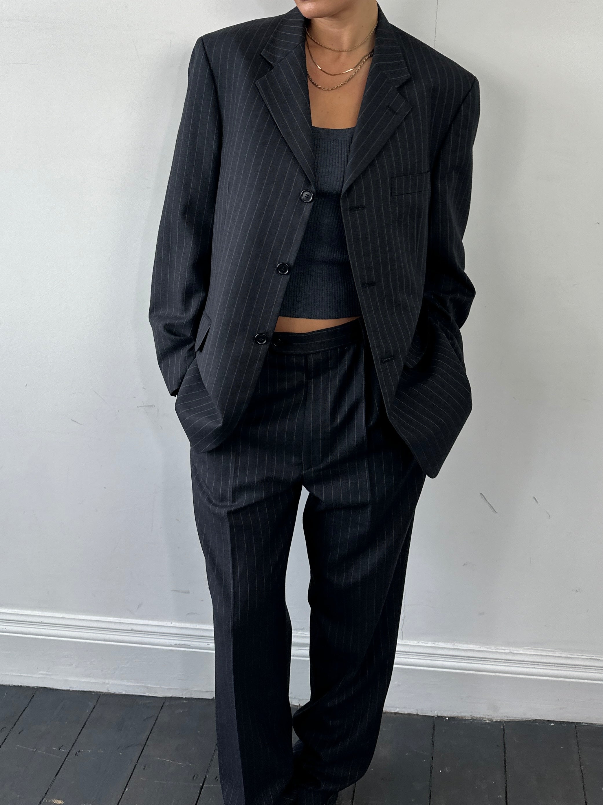 Pierre Cardin pinstripe pure wool single-breasted suit jumpsuit, size 40R/W32, featuring tailored design and classic style.