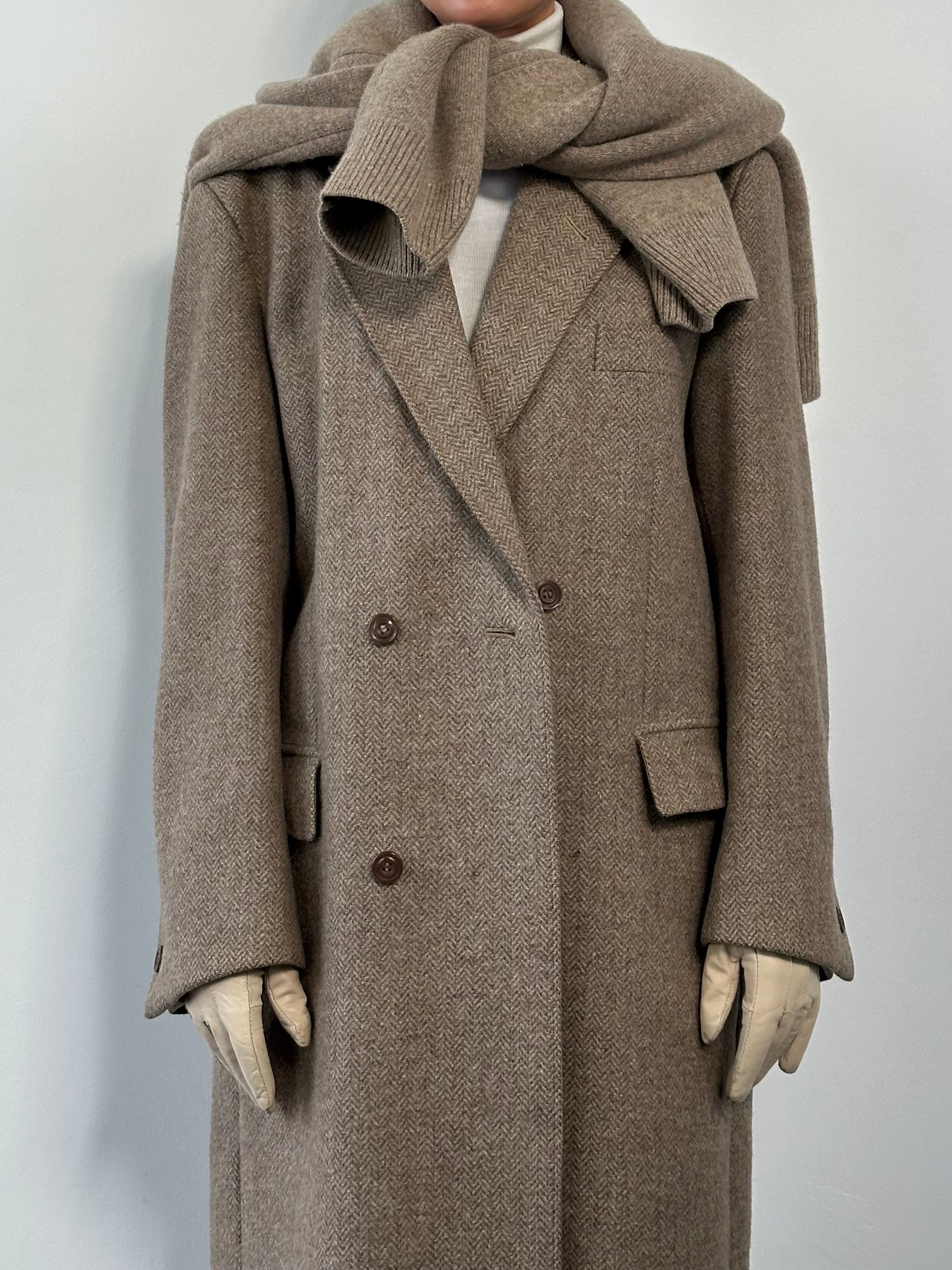 Vintage wool herringbone double-breasted coat in XL size, featuring classic style and tailored fit.