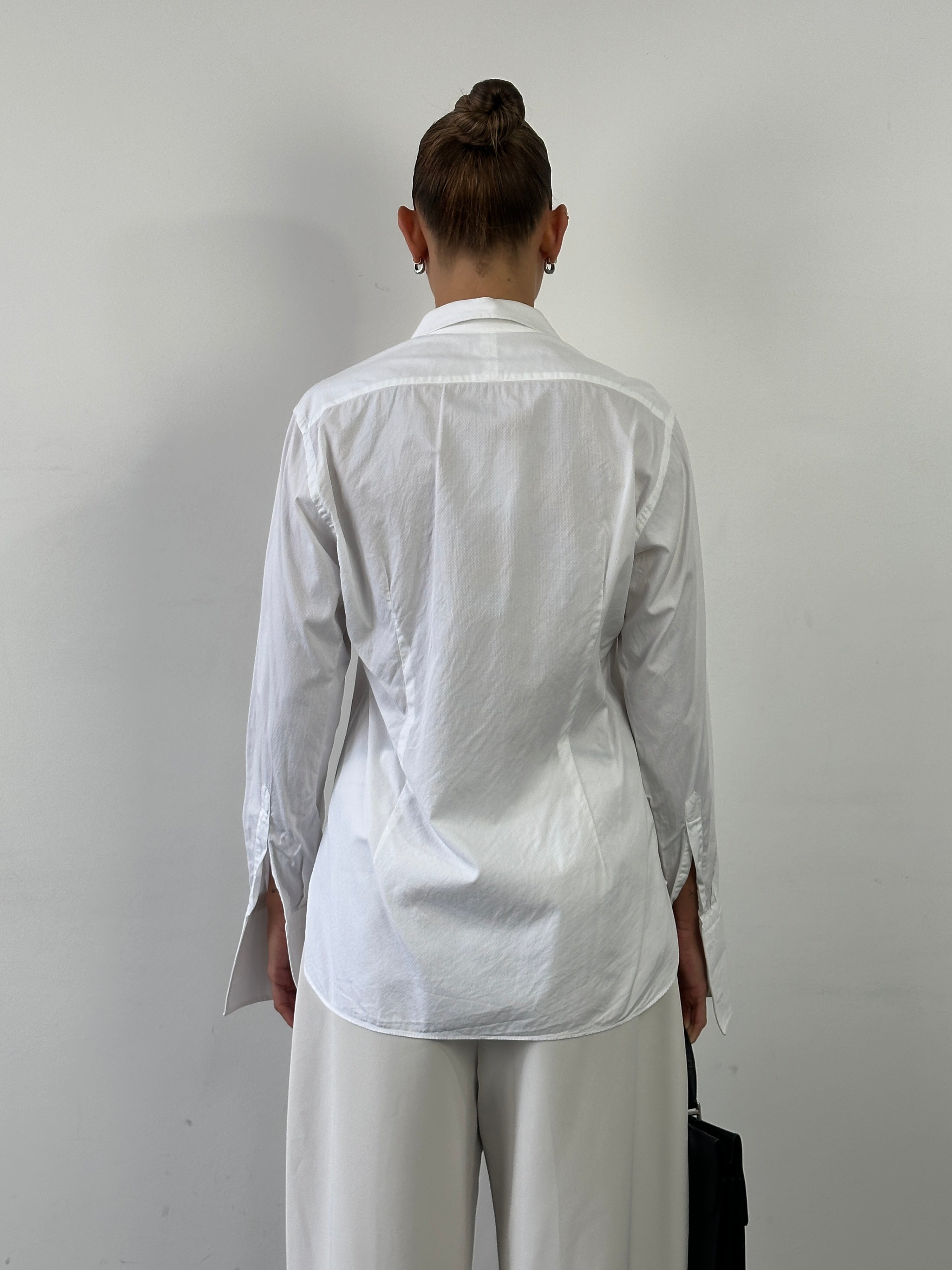 Fendi 00s pure cotton fitted dress shirt in white, short sleeves, button-up front, showcasing the classic collar design.