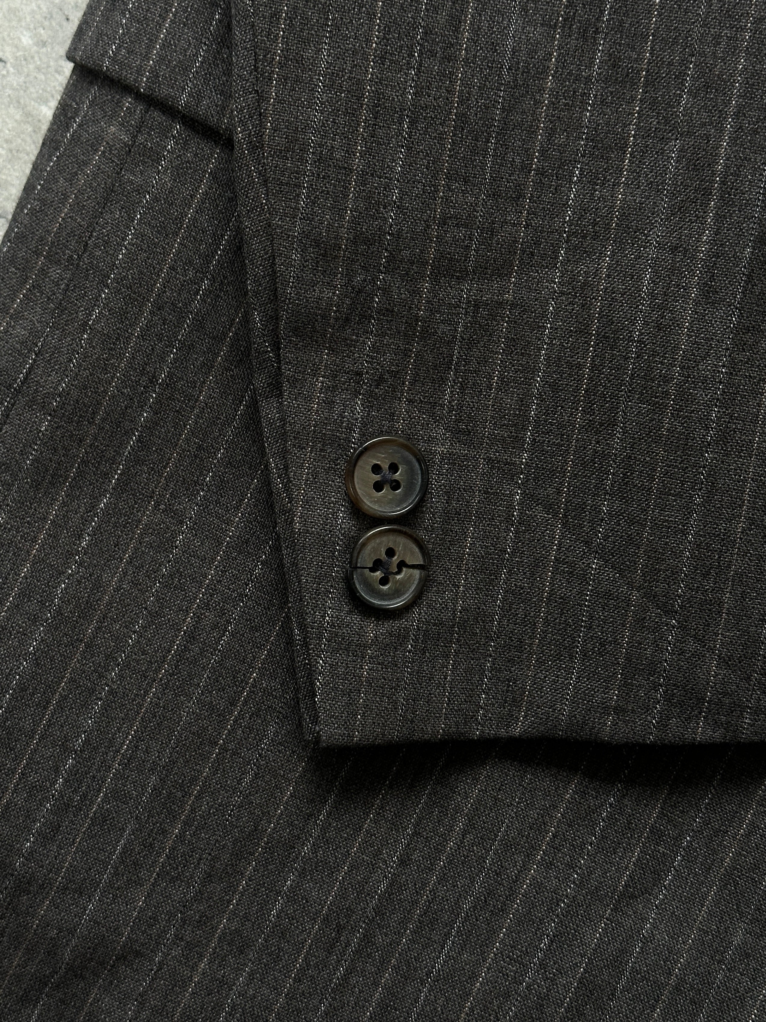 Christian Dior Monsieur 1990s striped single-breasted blazer in size 40R/L, tailored fit with classic lapel and button closure.