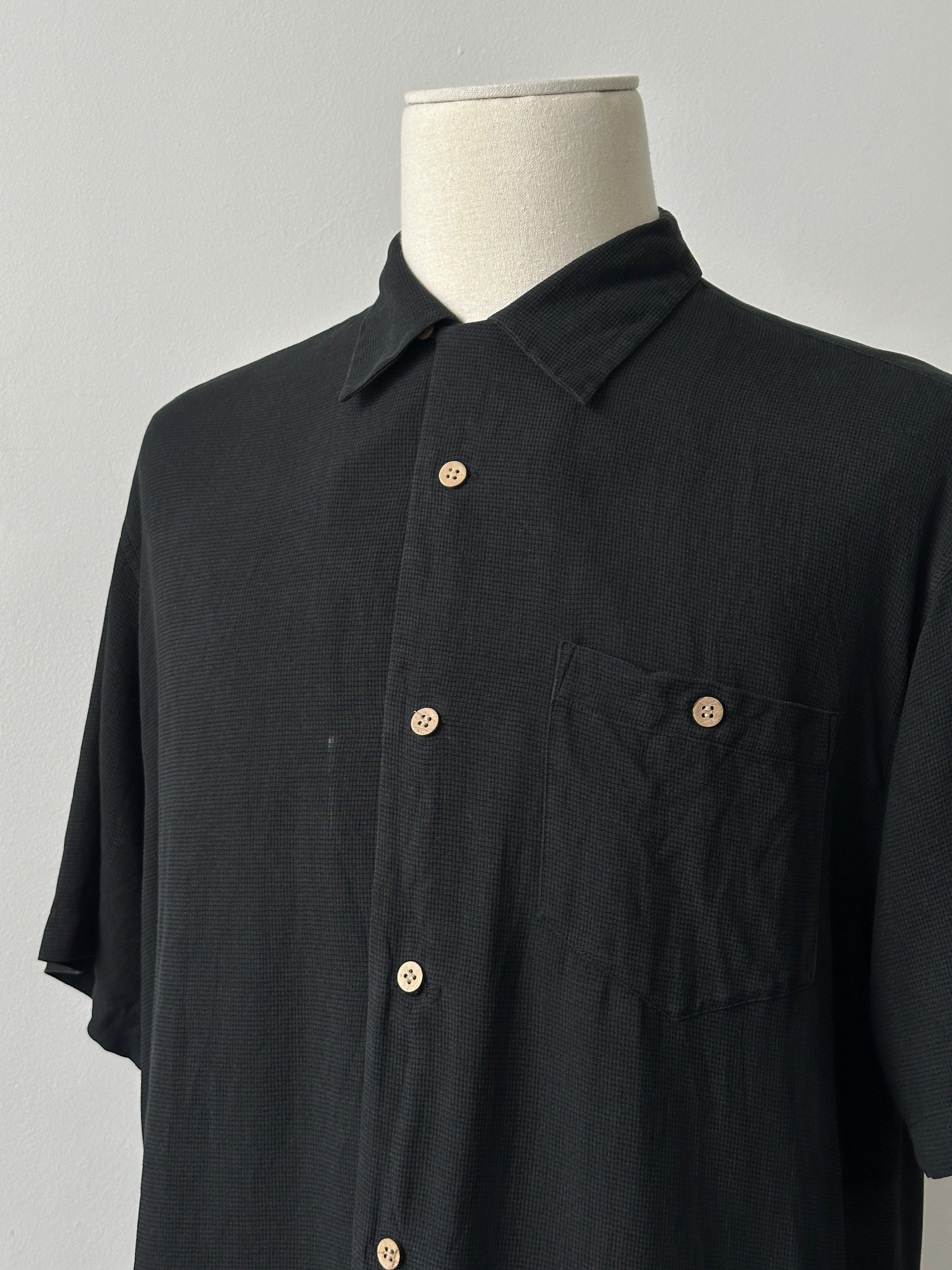 Vintage 1990s Pure Silk Short Sleeve Shirt - L