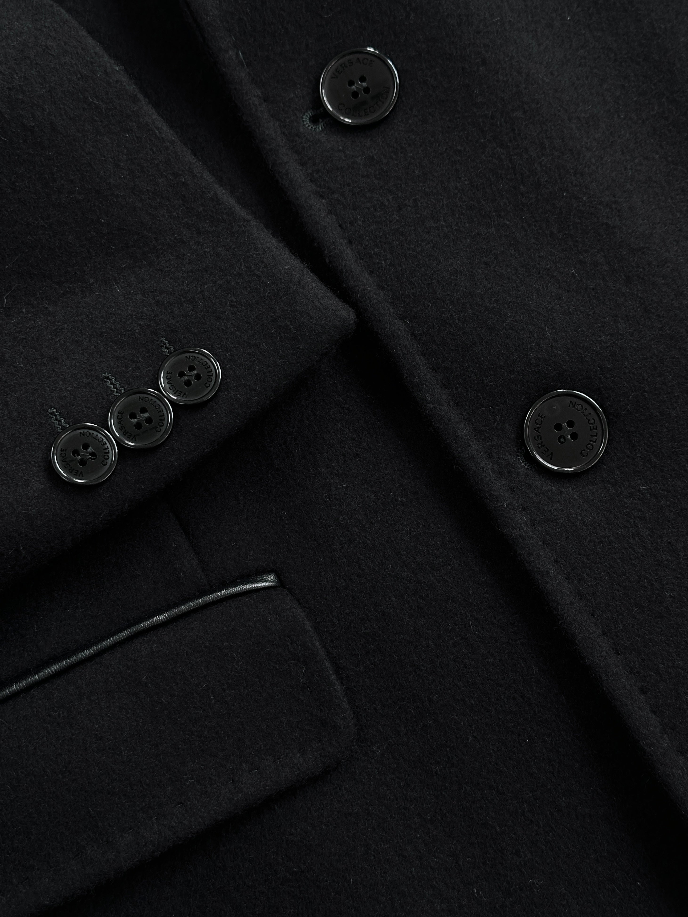Versace Collection wool single-breasted coat in size L/XL, stylish and tailored with a classic design and versatile outerwear.
