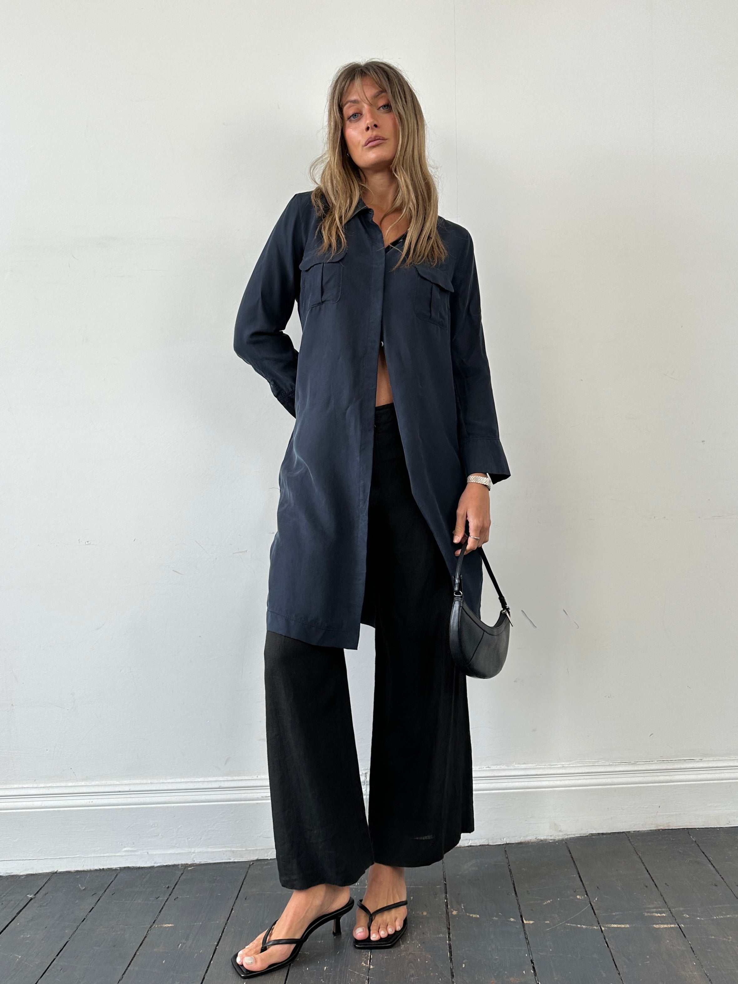 MAX & Co pure linen mid-rise wide leg trousers in natural color, with relaxed fit and wide leg design, W30 size.