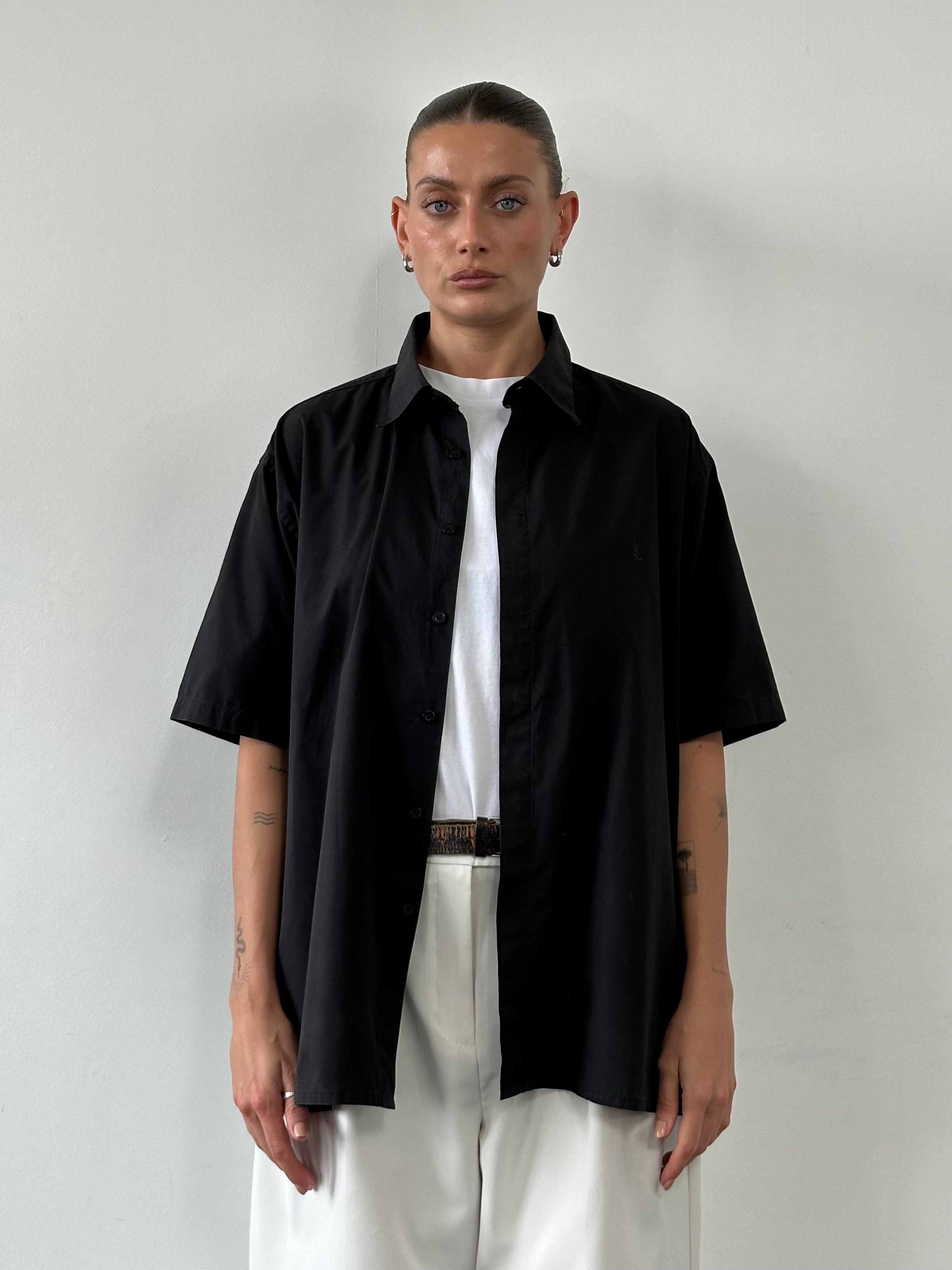 Yves Saint Laurent Pour Homme cotton short sleeve logo shirt in XL, featuring a classic design with the brand's logo on the front.