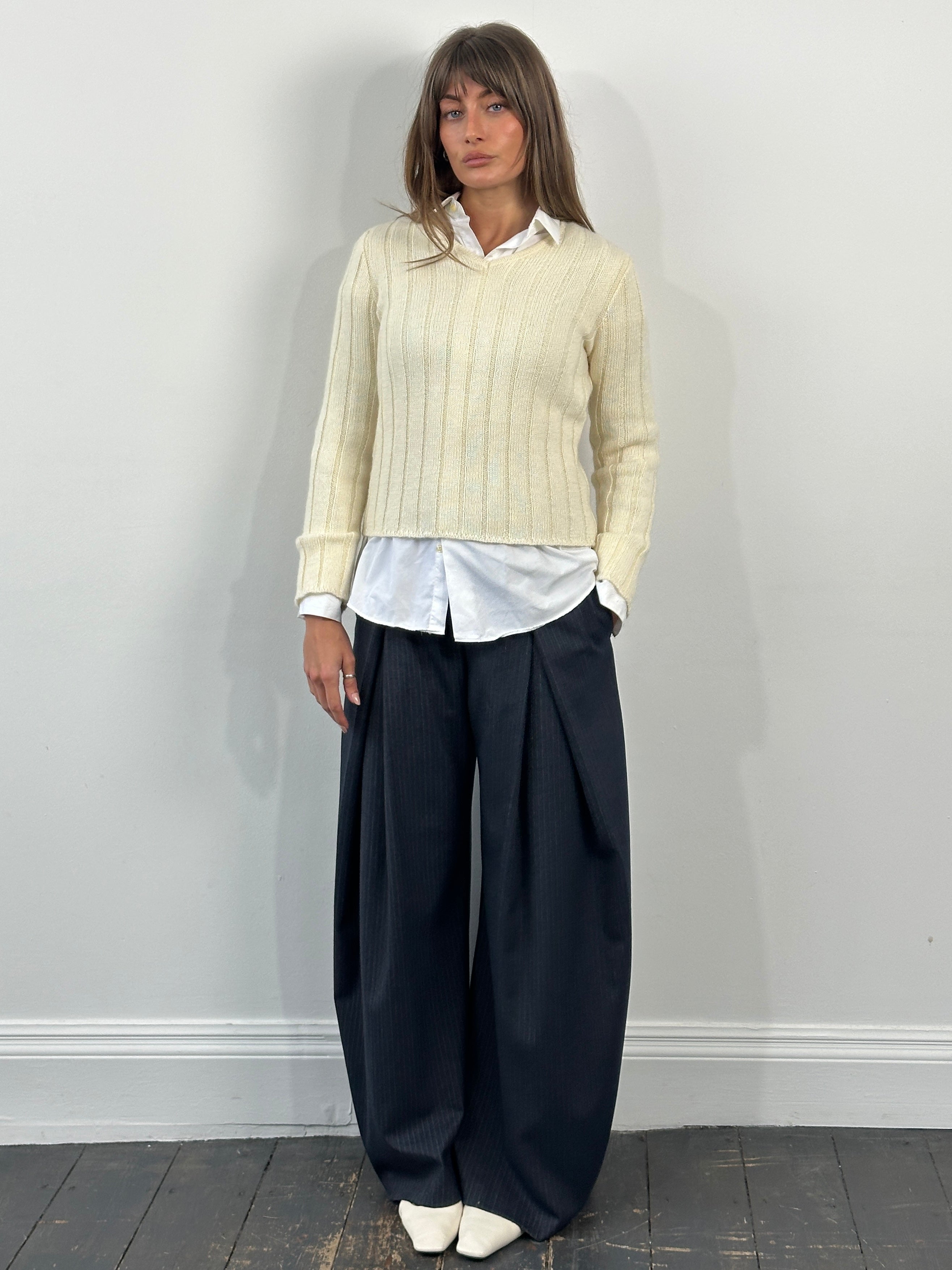 Valentino 1990s wool mohair v-neck knitted jumper in size small, featuring a textured cream-colored knit and classic fit.
