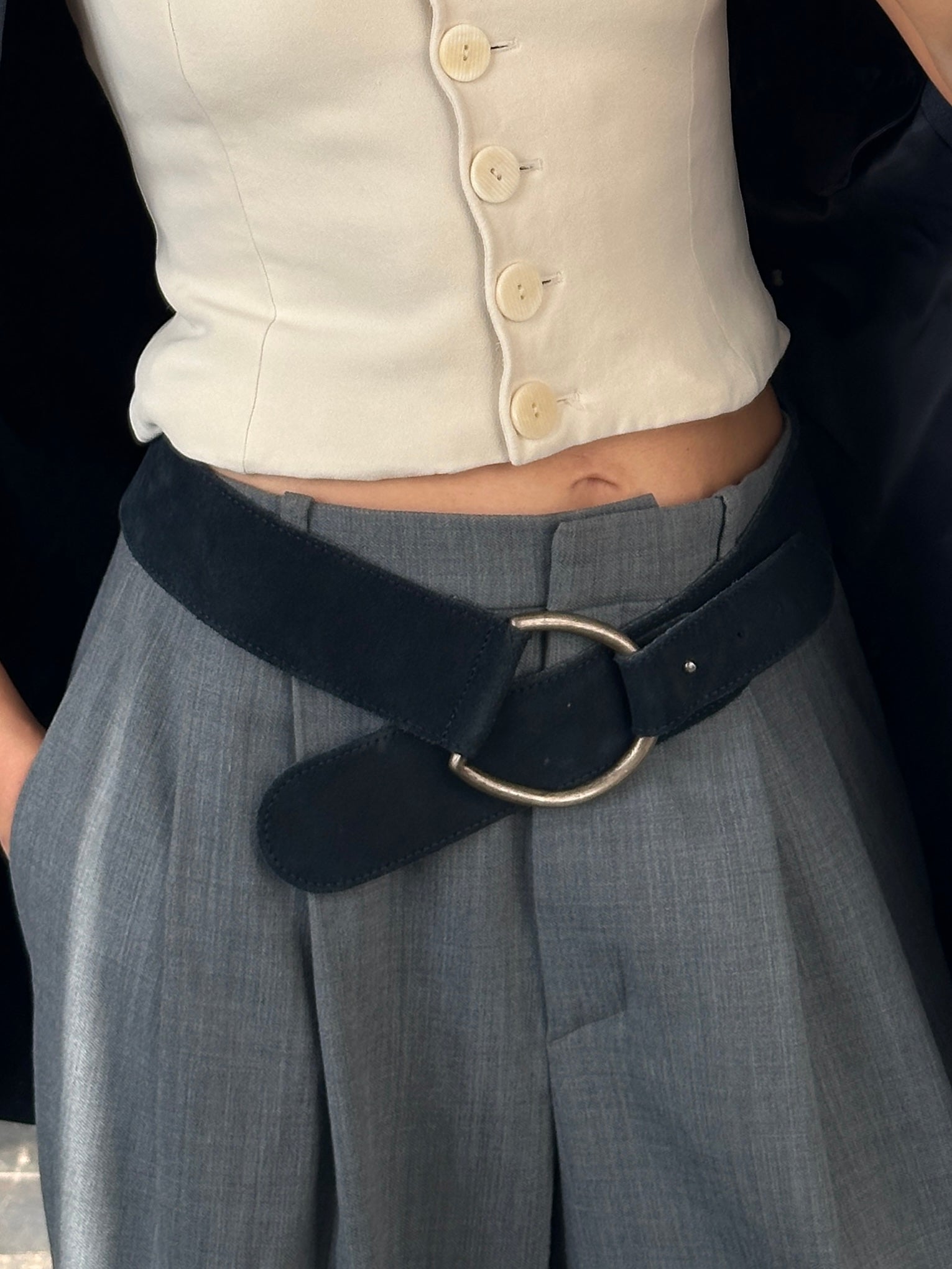 Vintage 1990s D ring suede belt in tan, 34-36 inch length, styled with natural leather texture and classic design.