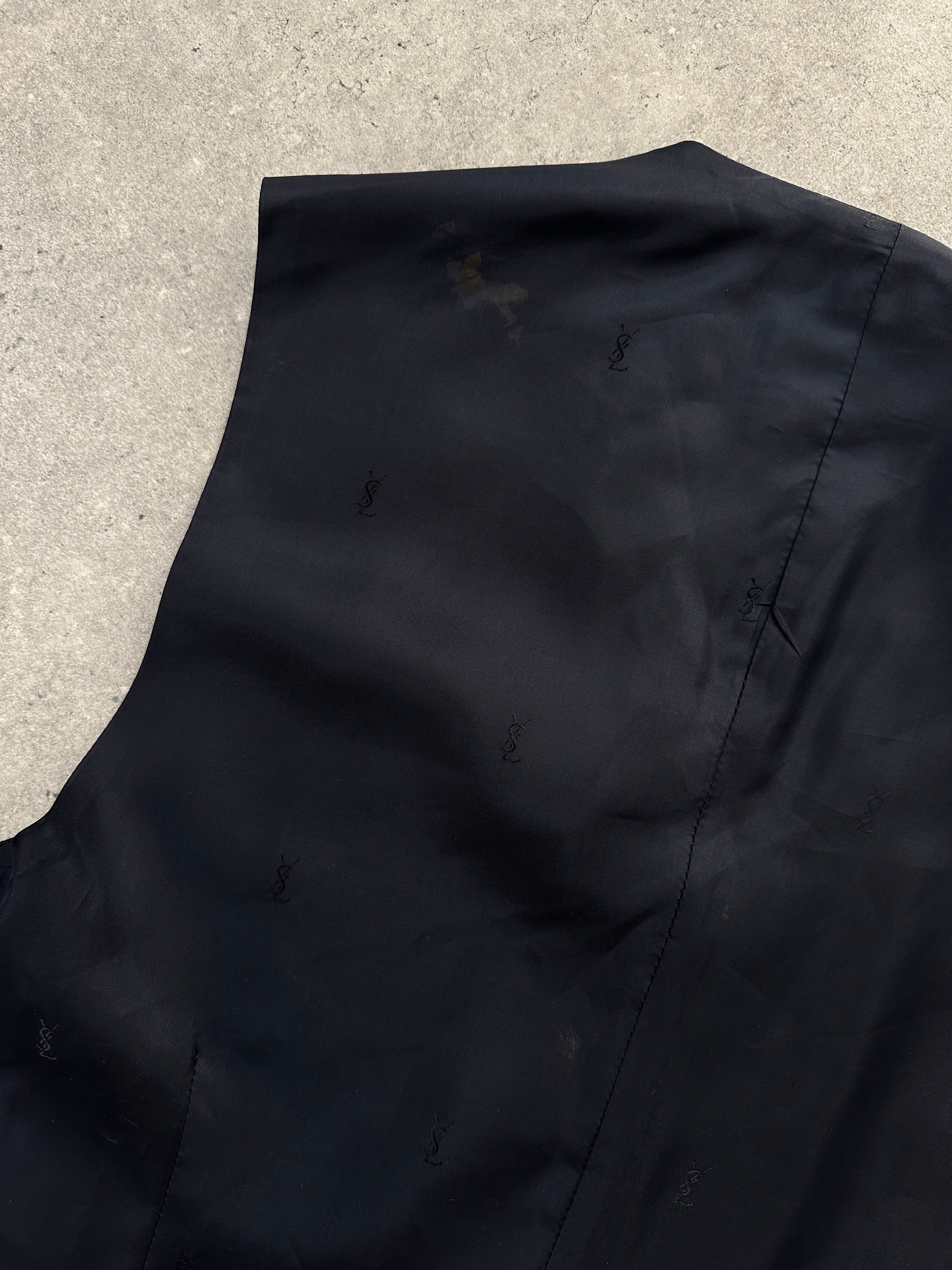 Yves Saint Laurent Pour Homme pure wool three-piece suit in size 44R/W36, tailored fit with jacket, vest, and trousers.