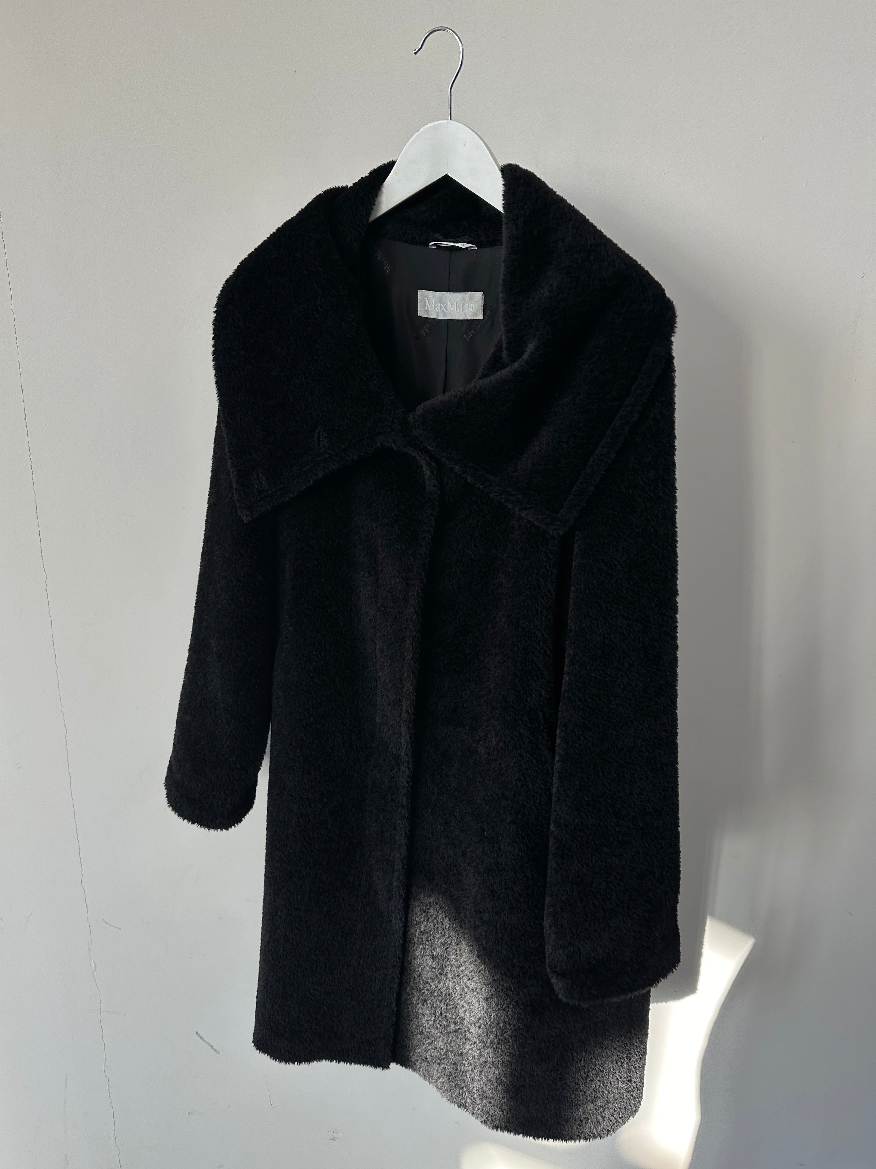 Max Mara Alpaca Virgin Wool Teddy Coat - M/L - SYLK