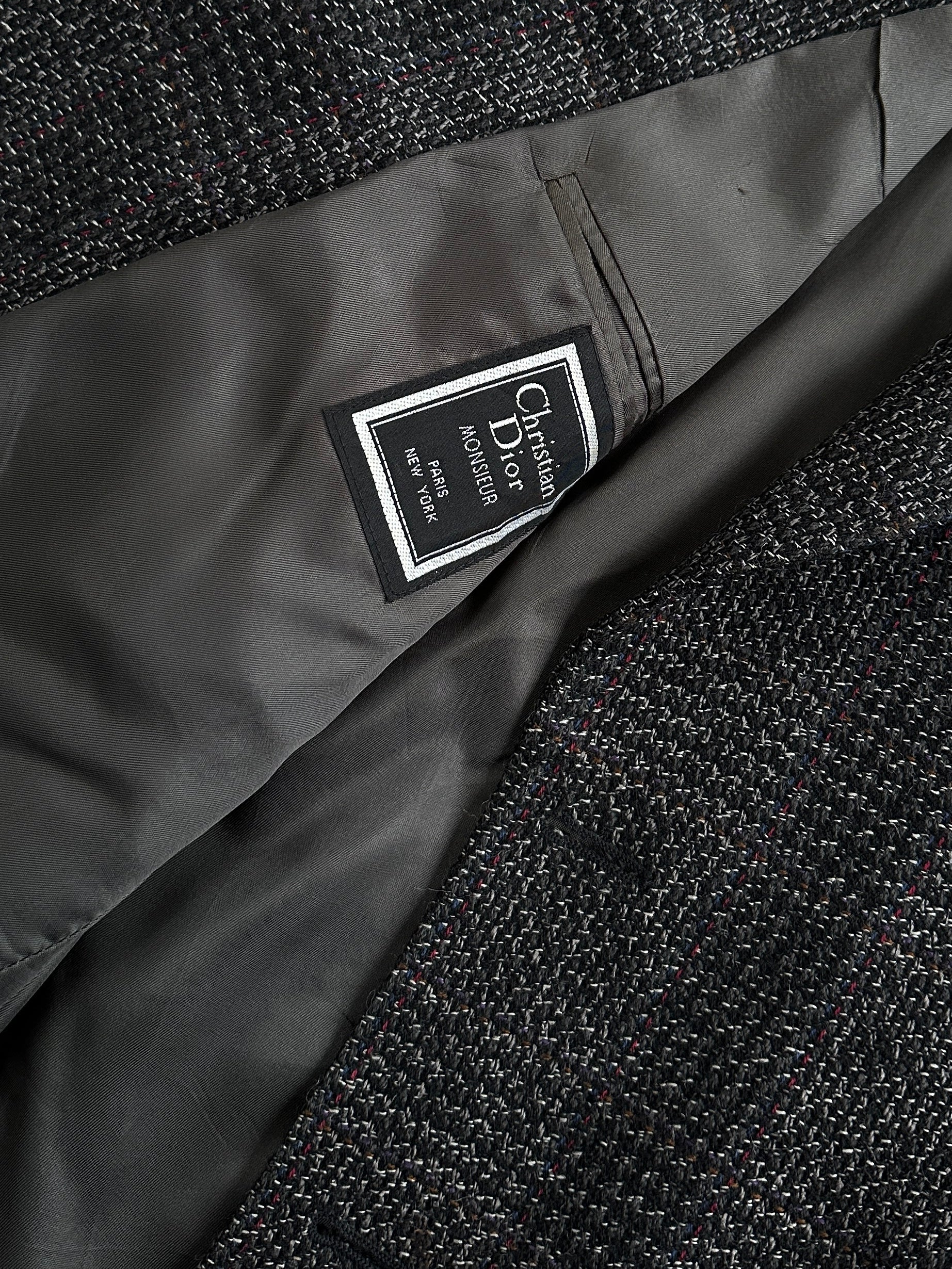 Christian Dior Monsieur 1980s wool tweed blazer, single-breasted, size 44R/XL, showcasing classic style and textured fabric.