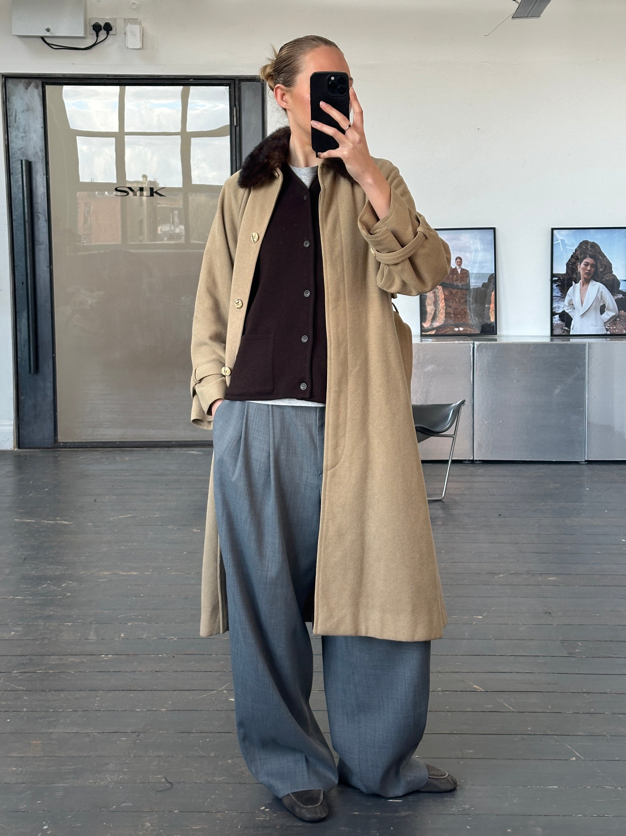 Vintage 1980s wool double-faced fur collar belted coat in size S, featuring classic design and cozy winter style.