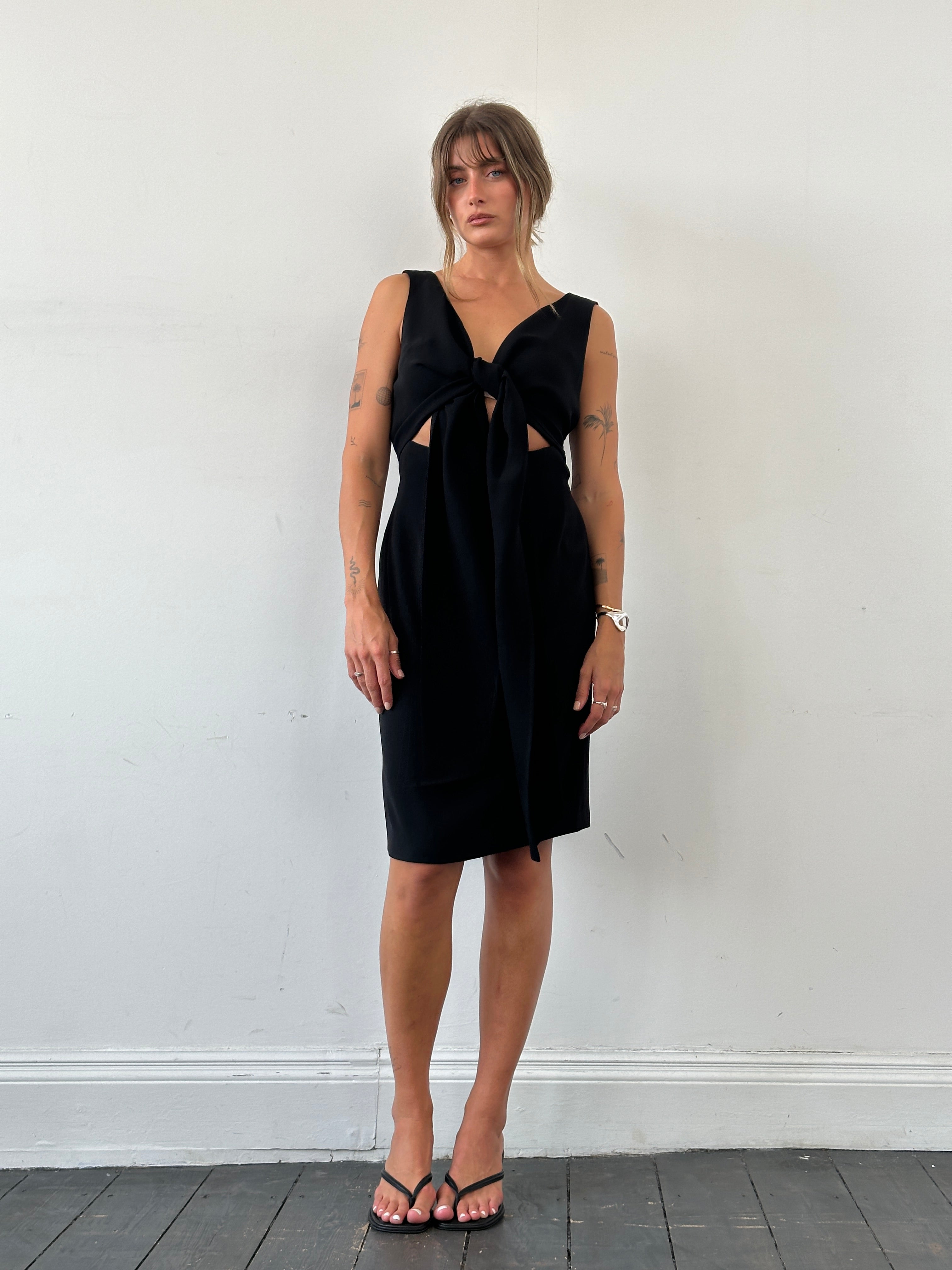 Max Mara tie front cutout midi dress in size L, featuring a stylish design with a fitted waist and elegant midi length.
