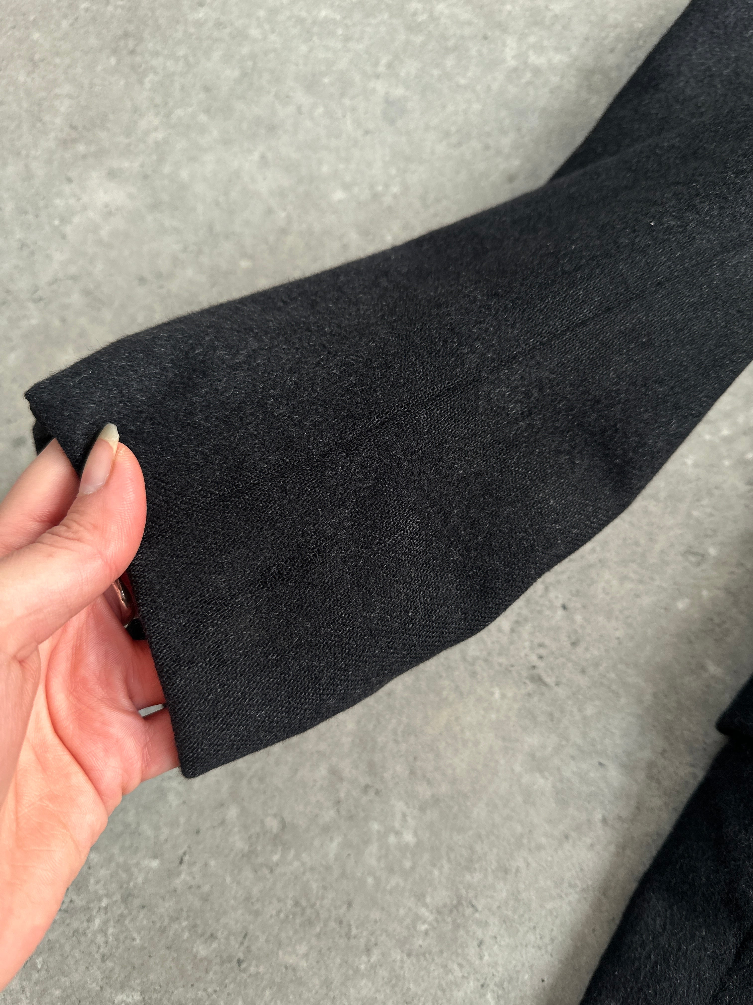 Vintage Italian vintage pure cashmere single-breasted blazer in size 36R/M, shown on a hanger with a classic tailored fit.