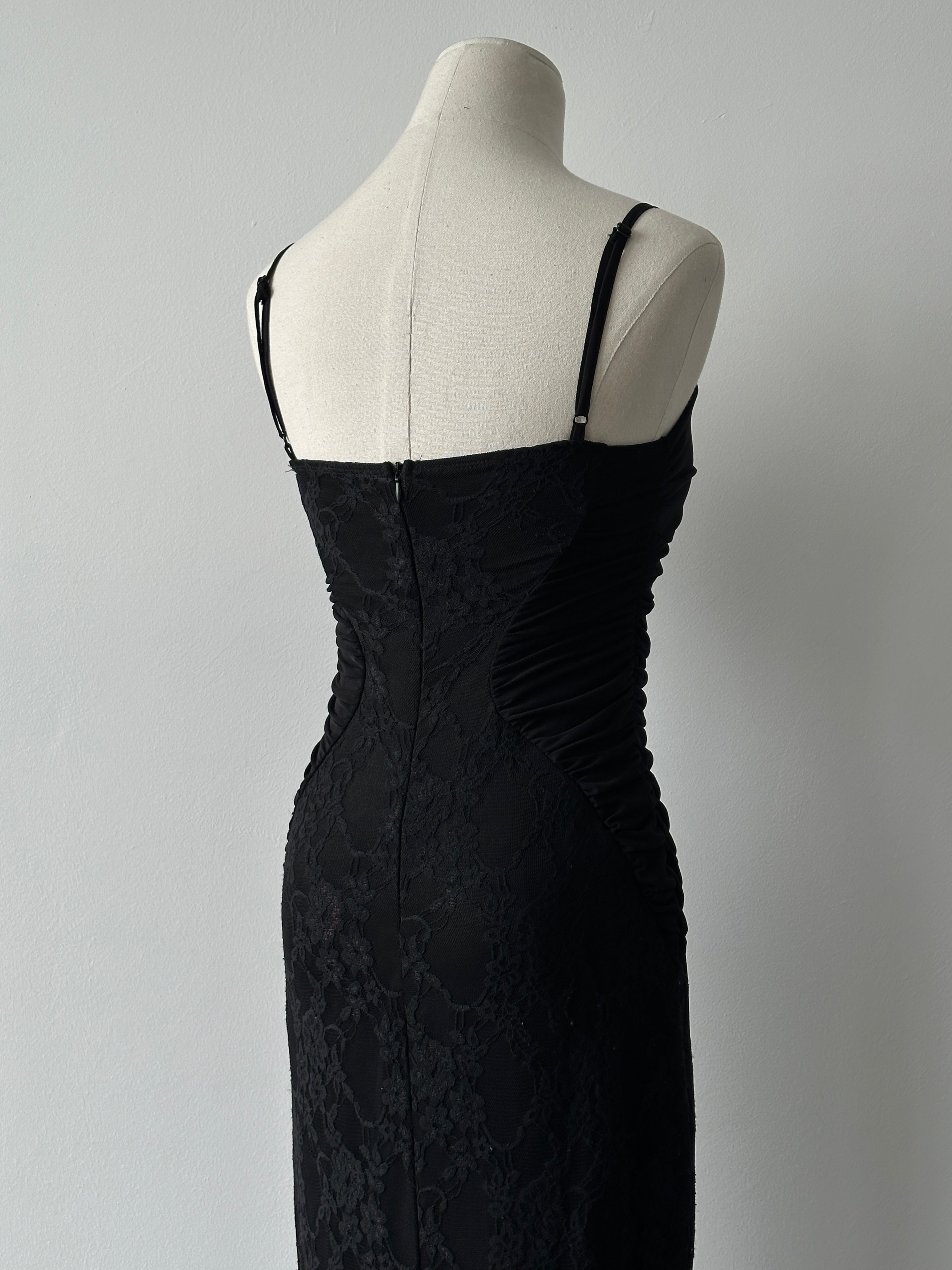 Vintage 2000s Ruched Asymmetric Lace Floor Length Dress - S-M