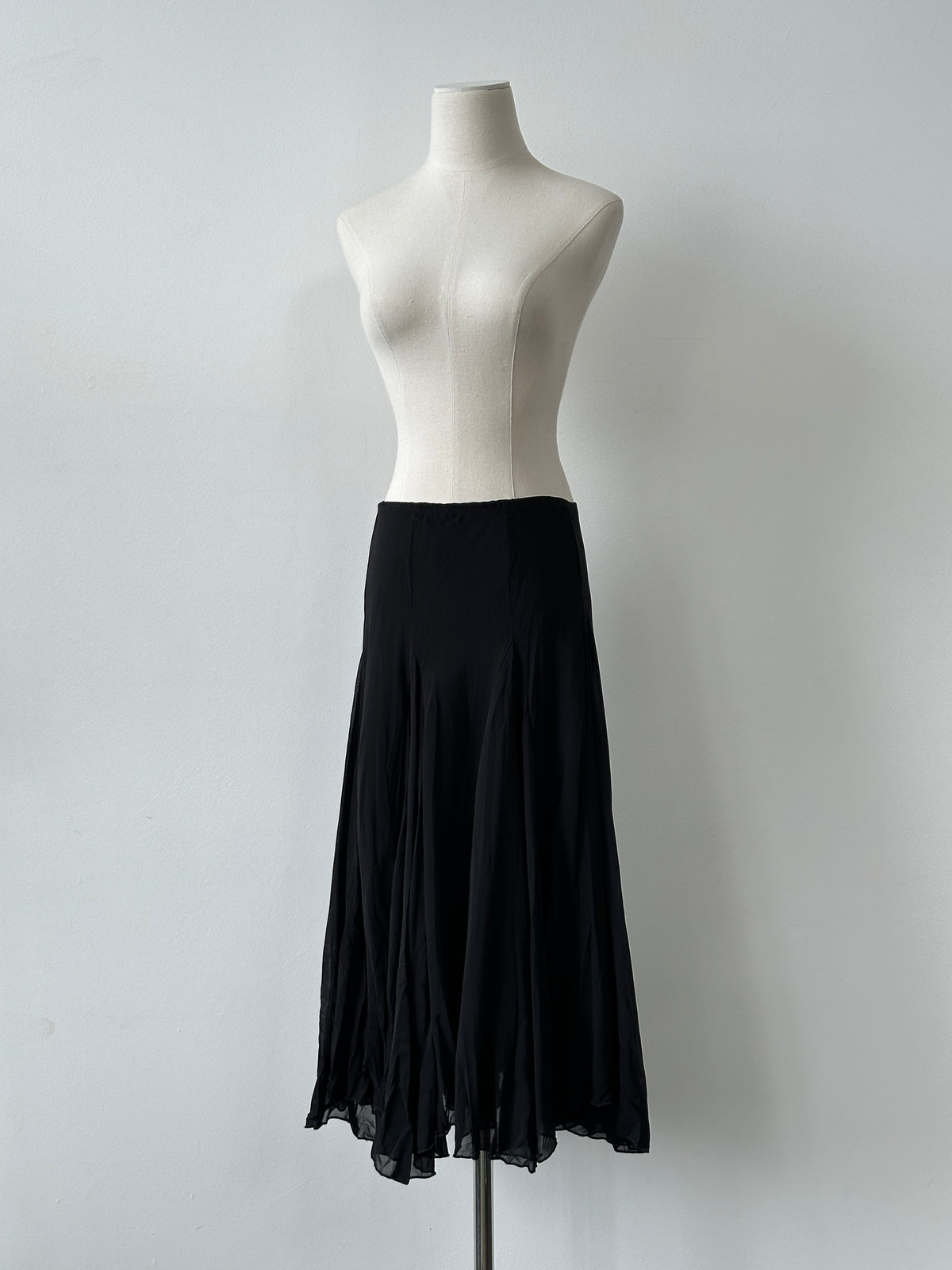 USA Vintage 2000s Pleated Midi Skirt - W28-32