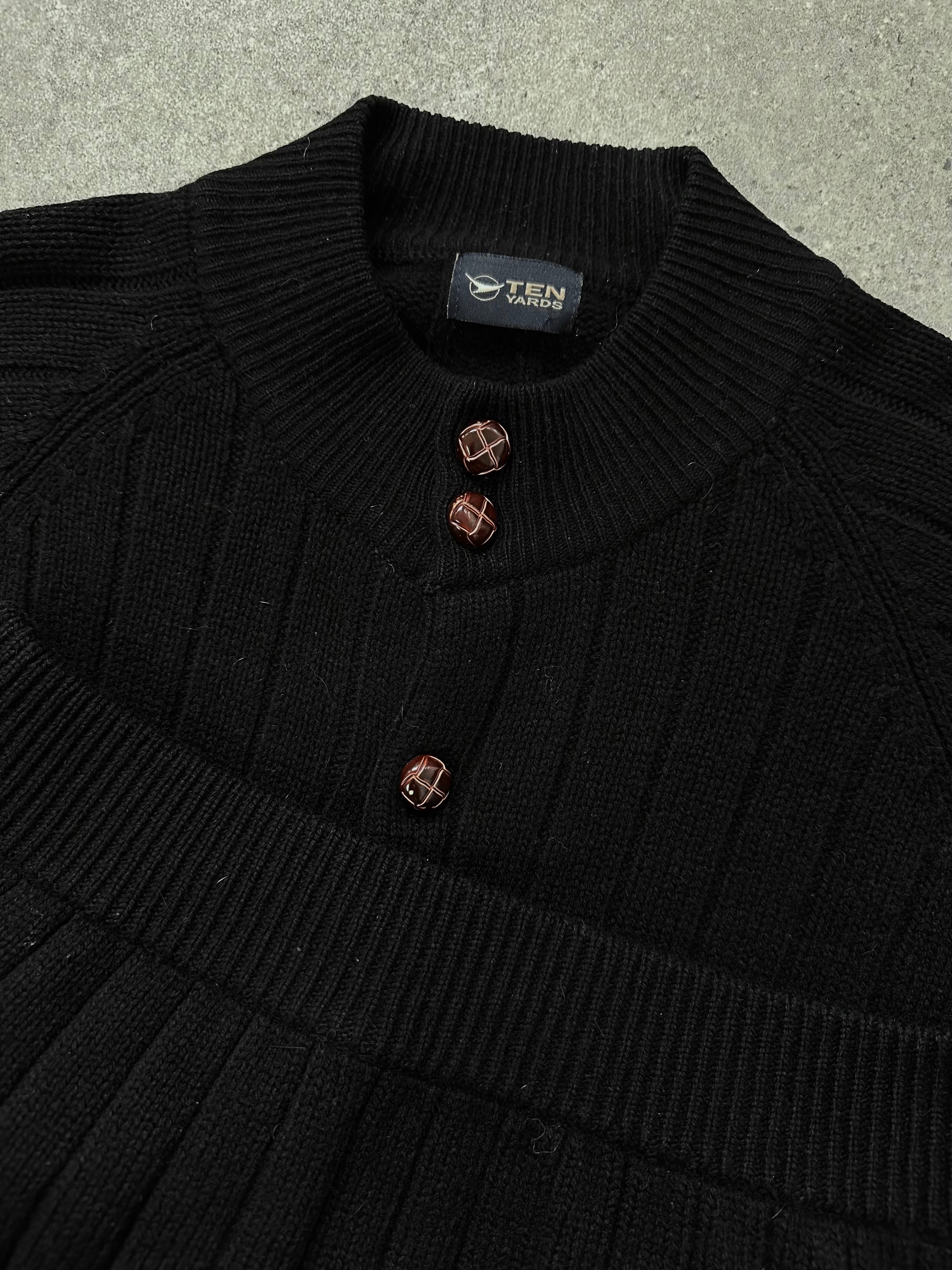 Vintage 2000s pure lambswool knitted cardigan in XL, featuring a cozy, textured knit and classic design.