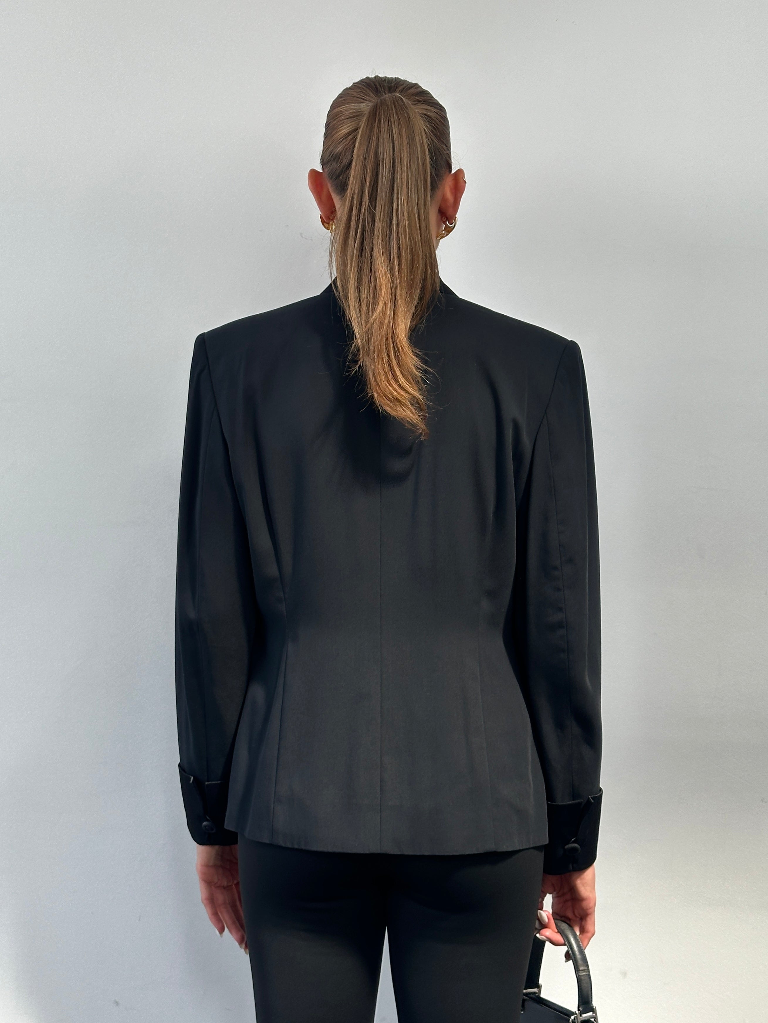 Vintage 90s fitted tuxedo blazer in size M, stylish black blazer with satin lapels, classic formal wear for men