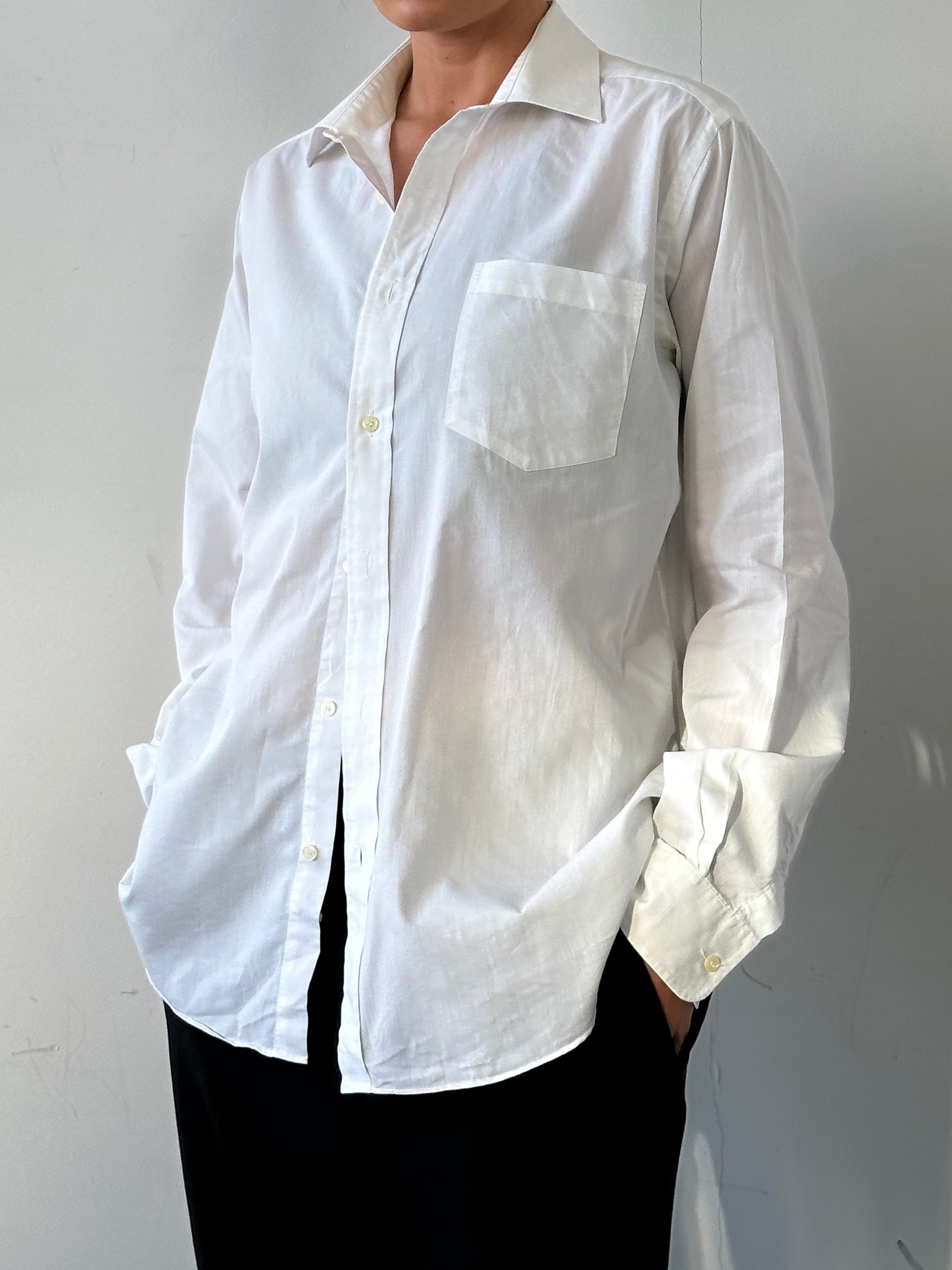 Christian Dior cotton logo shirt in size M/L, featuring the signature Dior branding on a stylish casual shirt.